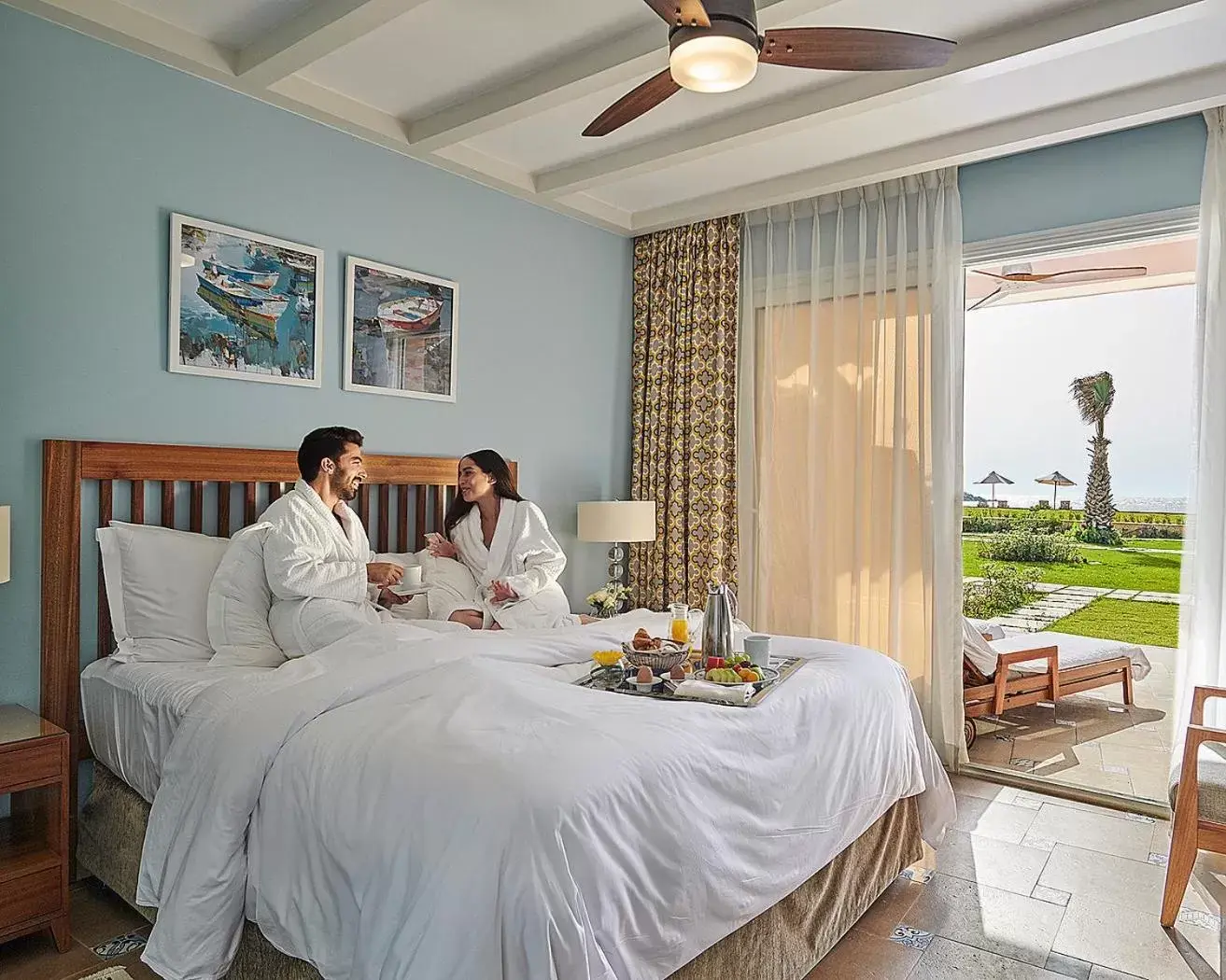 One Bedroom Beach Suite in Four Seasons Hotel Alexandria At San Stefano One Bedroom Beach Suite in Four Seasons Hotel Alexandria At San Stefano