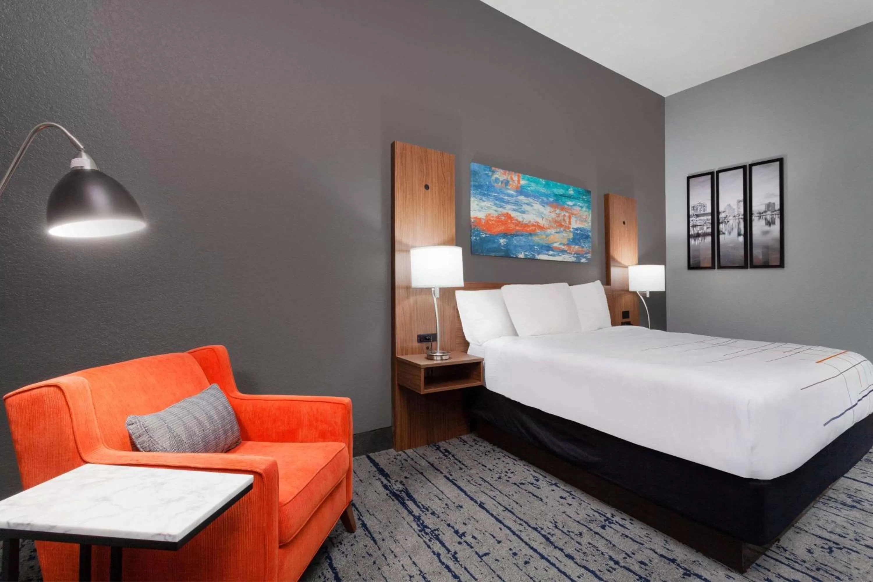 Photo of the whole room in La Quinta by Wyndham St. Petersburg Northeast *Newly Renovated