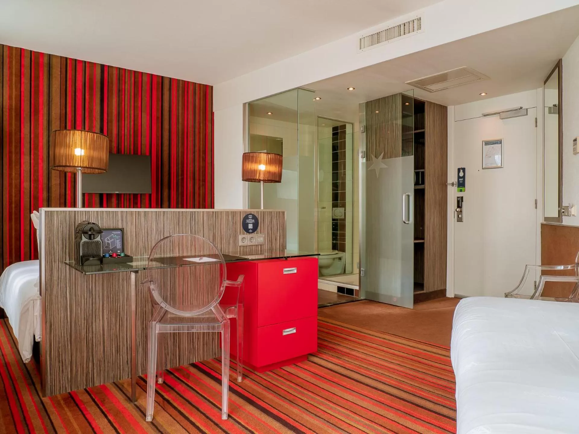 Bedroom, Bed in WestCord City Centre Hotel