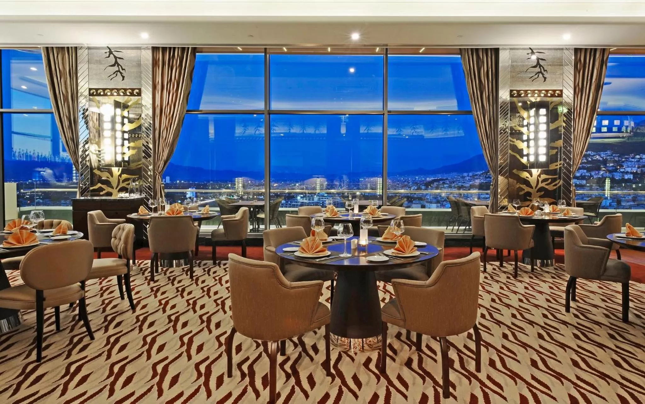 Restaurant/places to eat in Crowne Plaza Bursa Convention Center & Thermal Spa by IHG