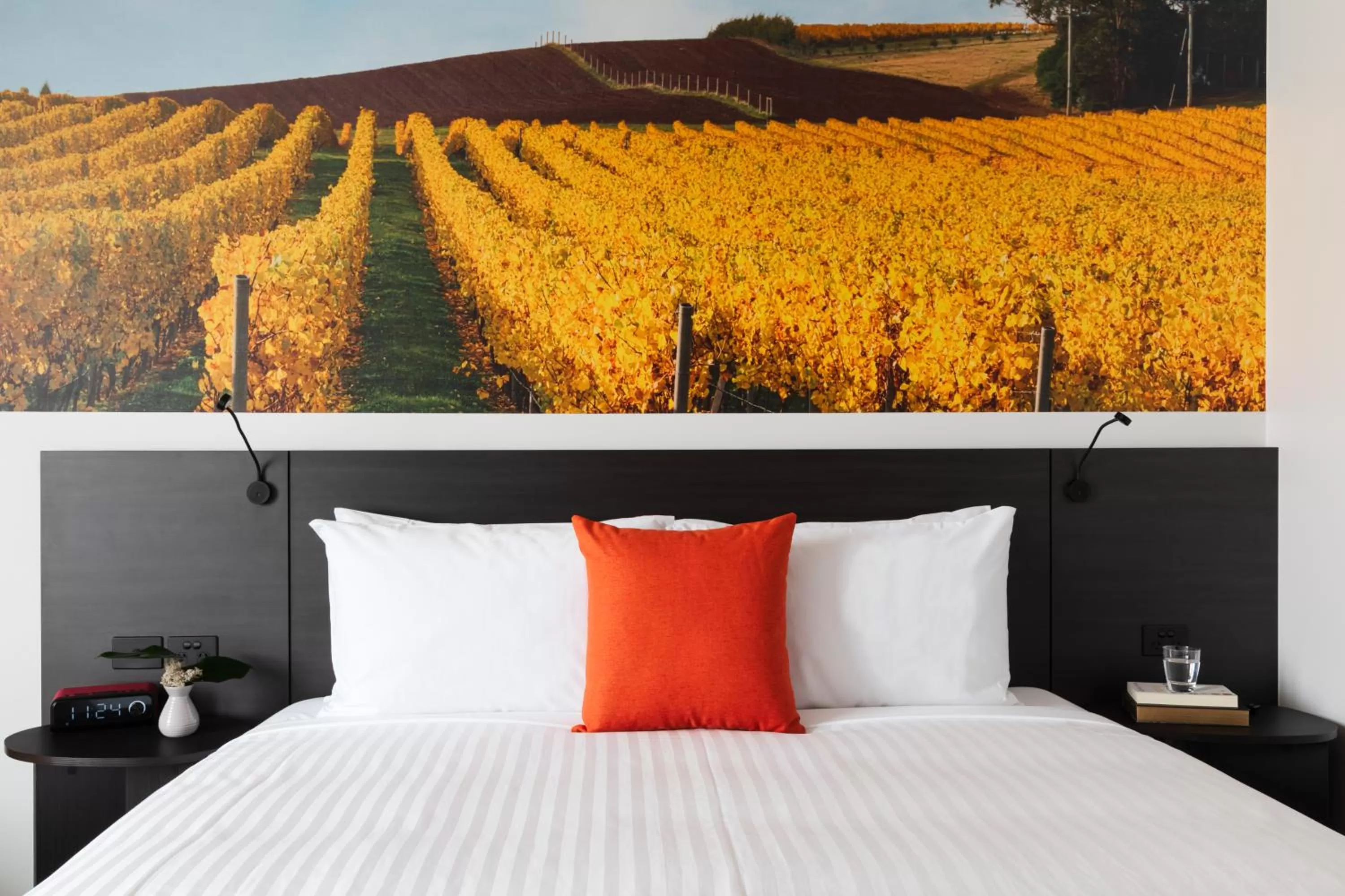 Bed in Novotel Devonport