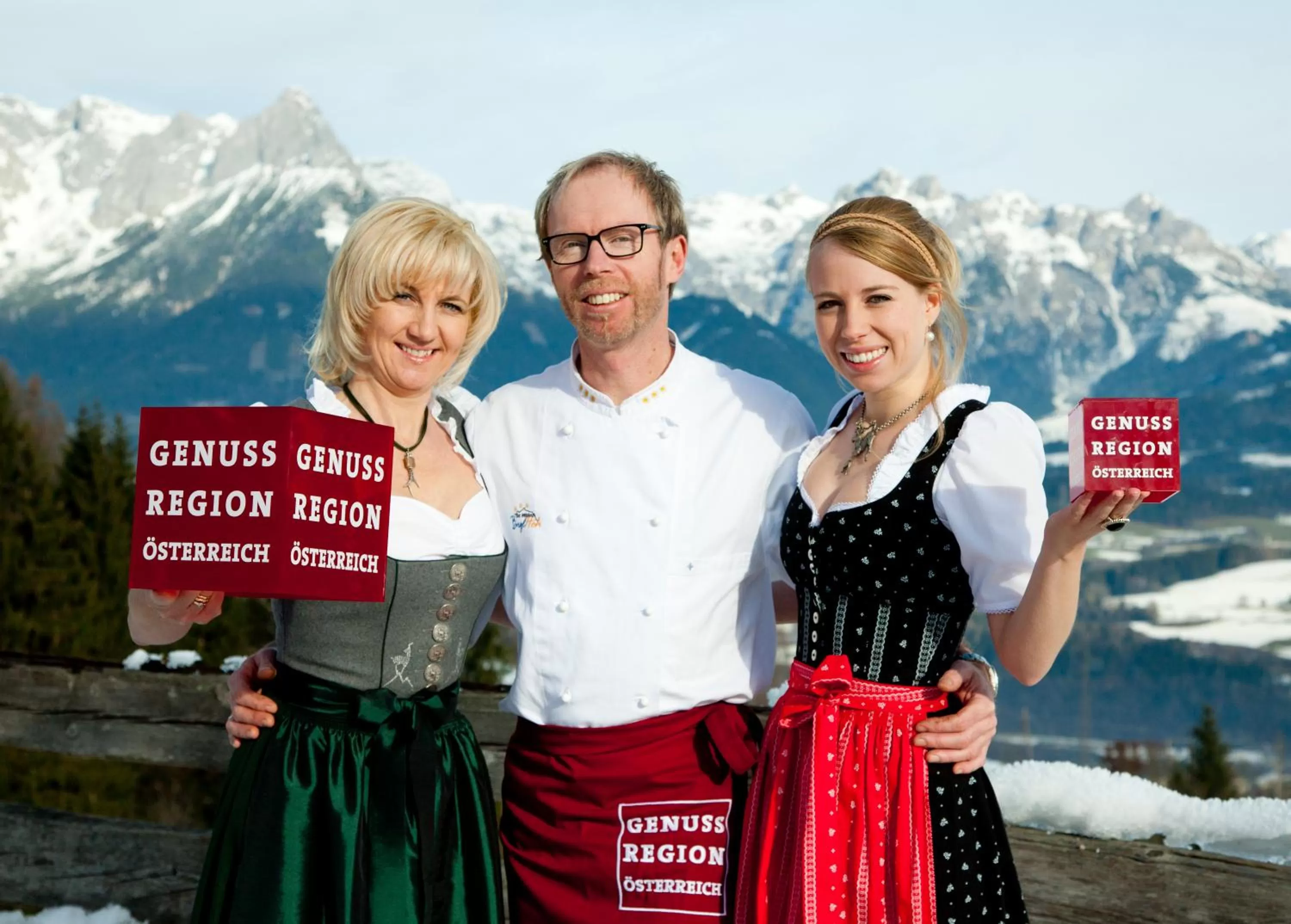Family in Hotel und Alpen Apartments mit Sauna - Bürglhöh