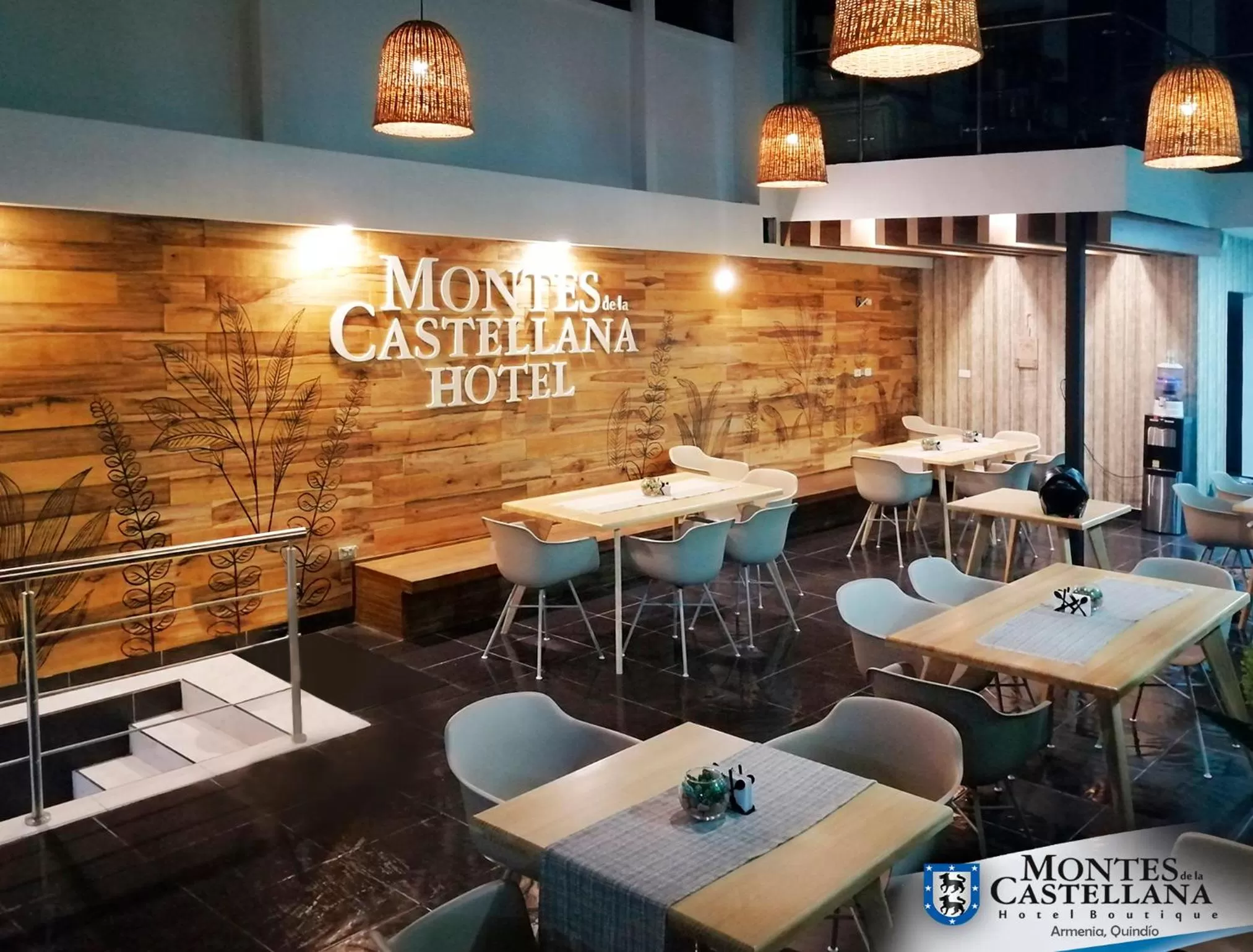 Restaurant/places to eat in Hotel Montes De La Castellana