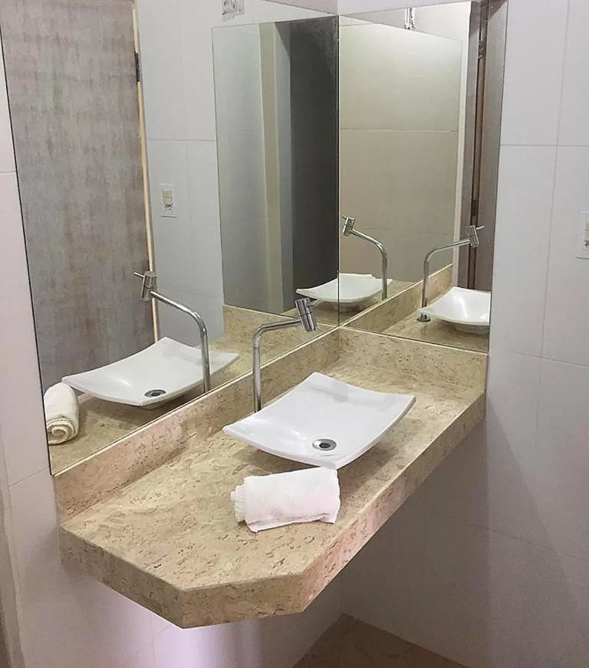 Bathroom in Pousada Reino Encantado - São Thomé das Letras - Minas Gerais