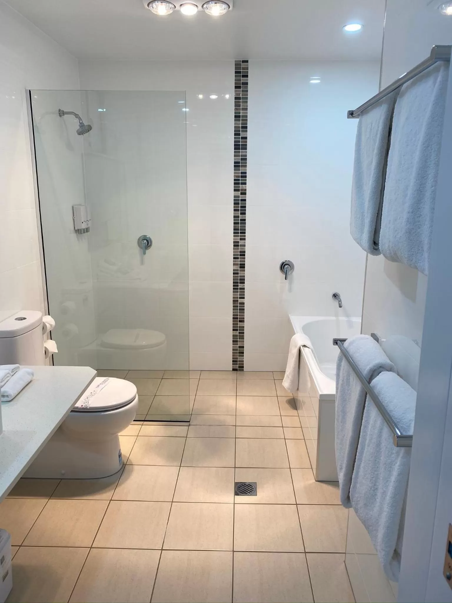 Shower in New England Motor Lodge