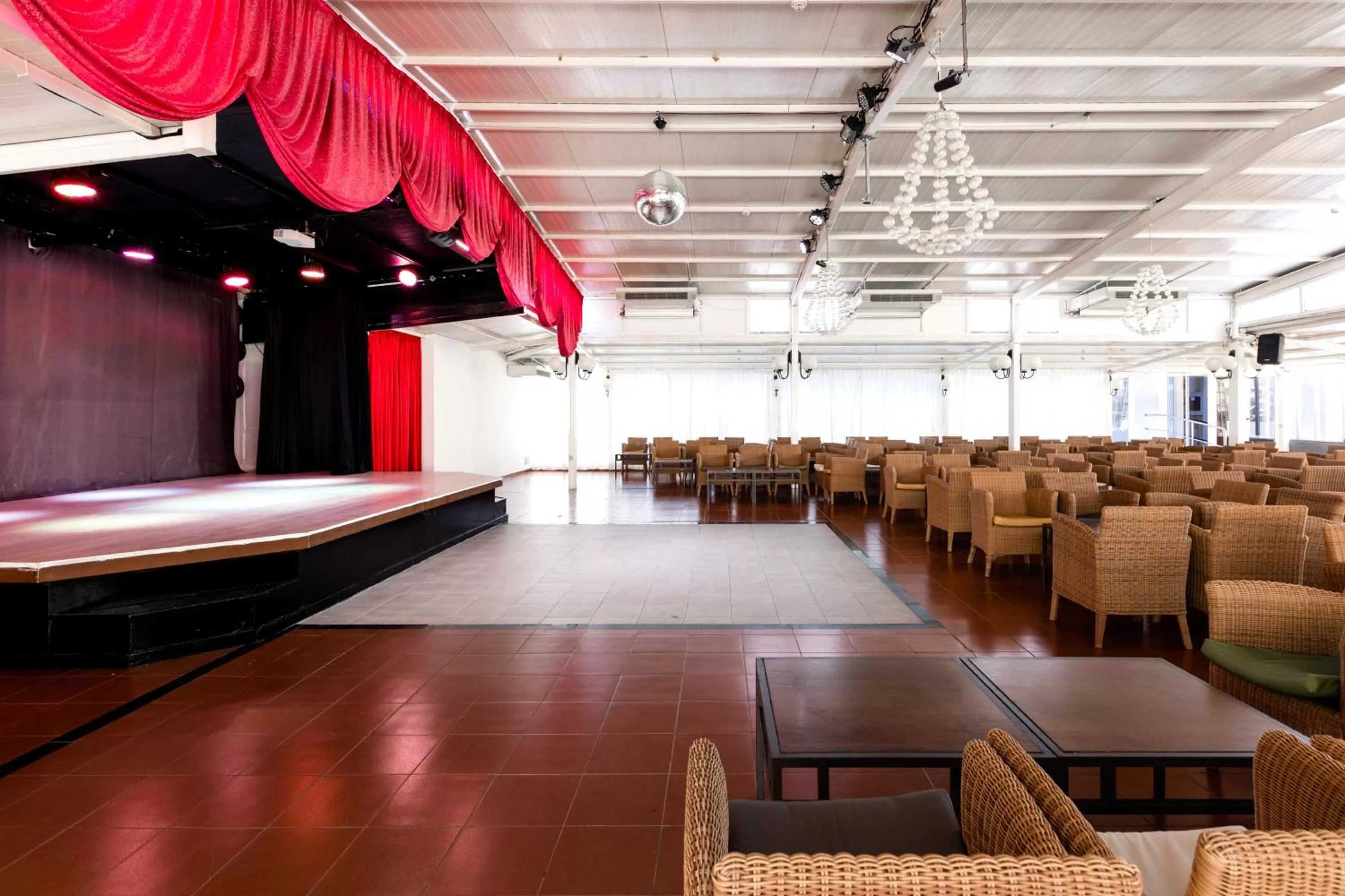 Entertainment in Catalonia Punta del Rey