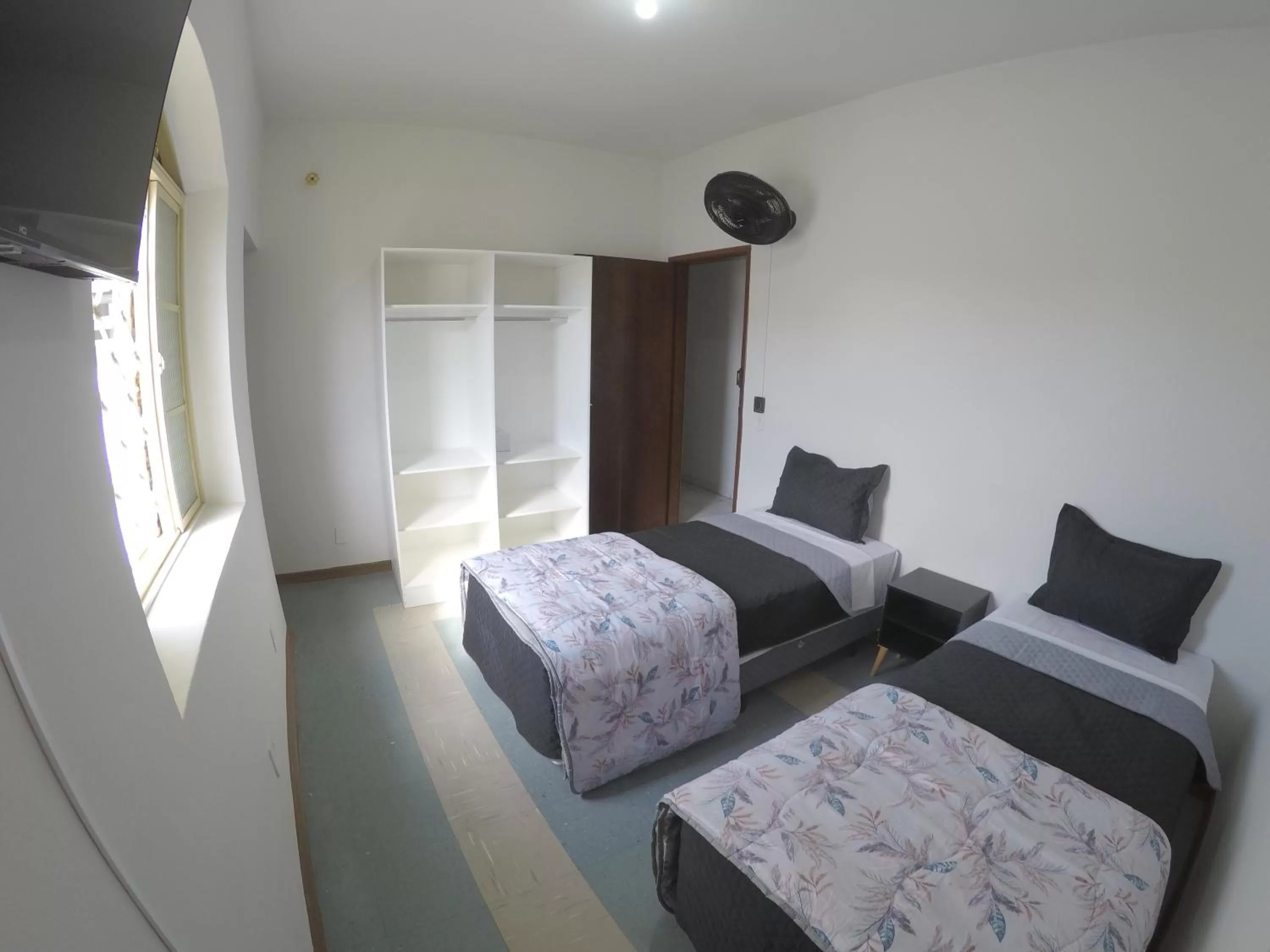 Bedroom, Bed in Quartos Delfim Moreira