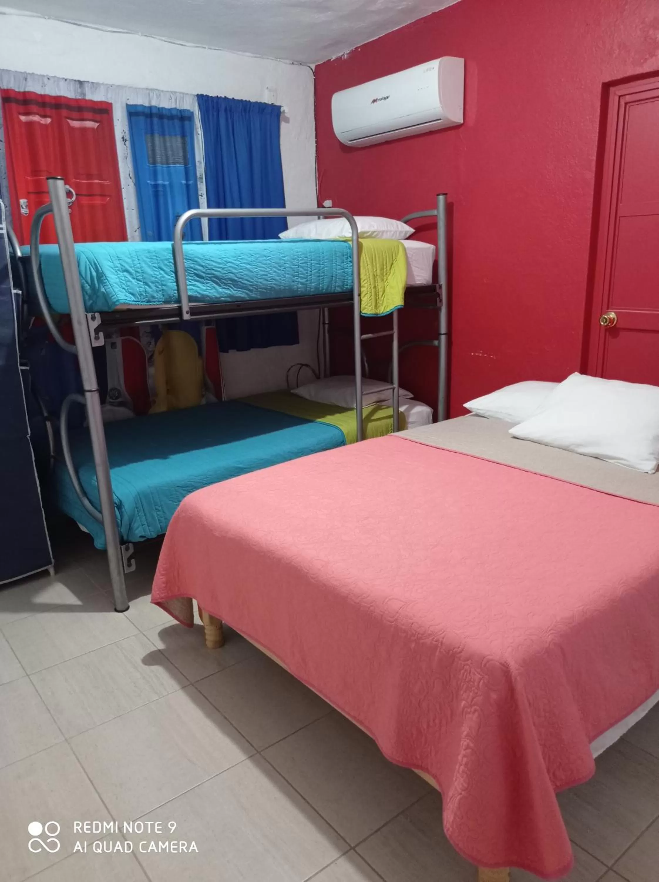 Bunk Bed in Hotel Casa Ceci Inn