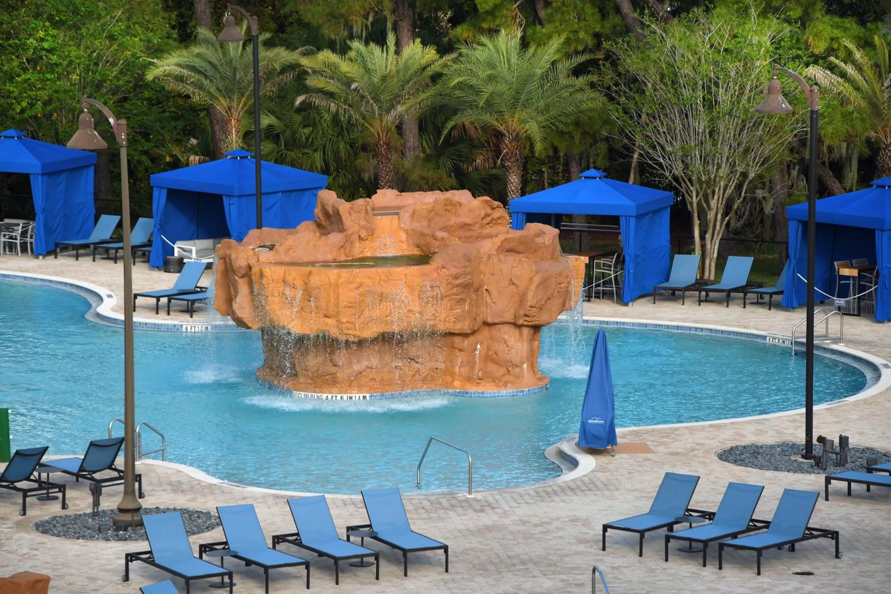 Swimming pool in Wyndham Garden Lake Buena Vista – Disney Springs® Area