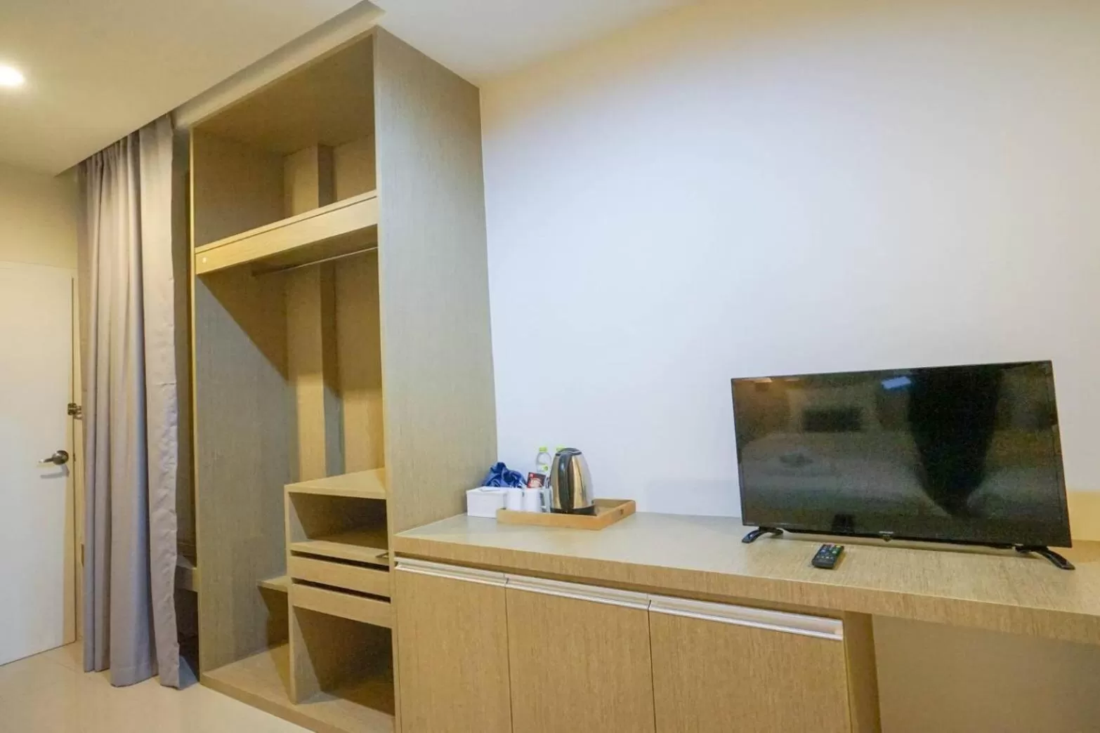 TV and multimedia in Sleepstation at Pratunam