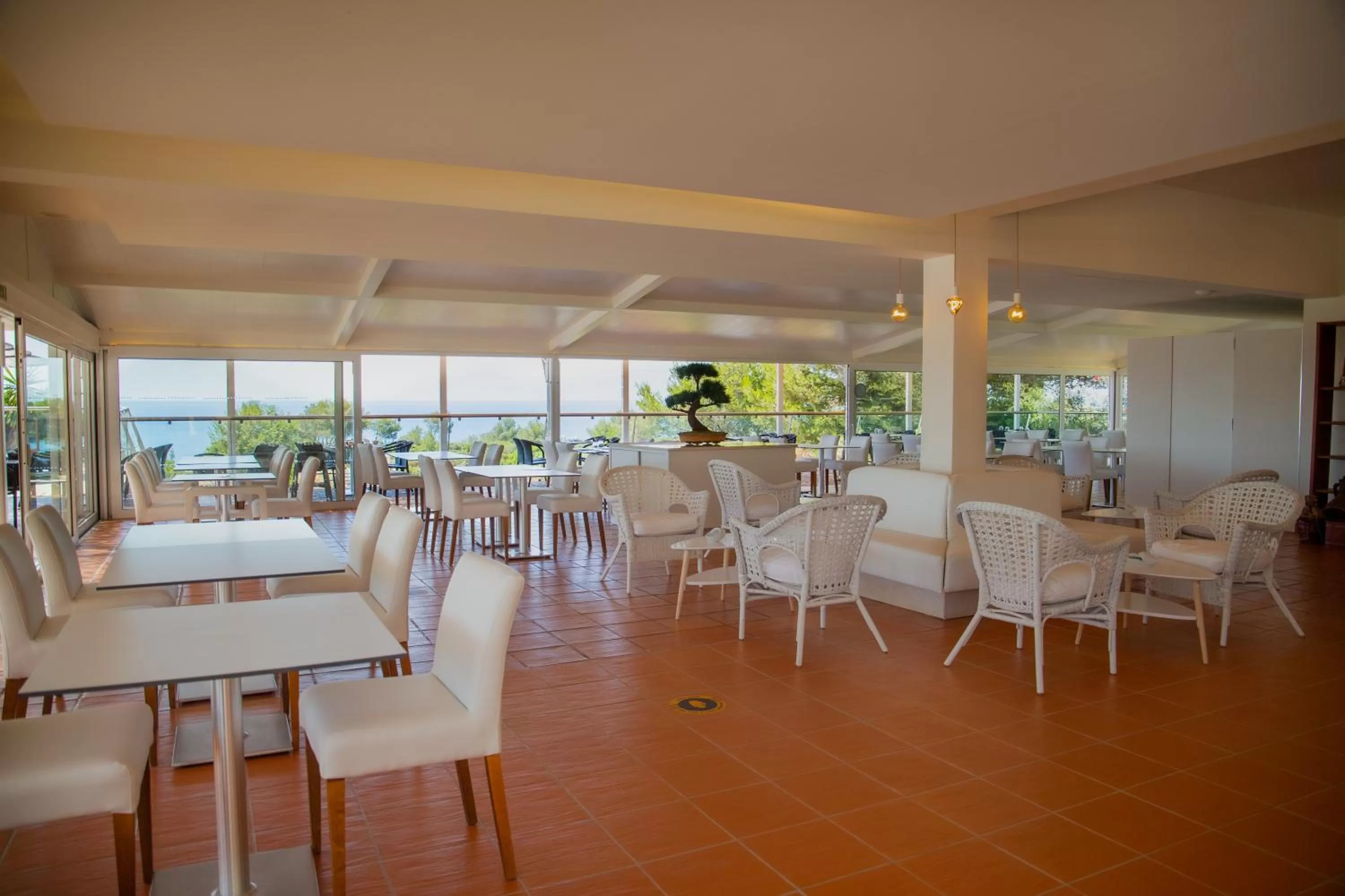 Restaurant/places to eat in Vila Alba Resort