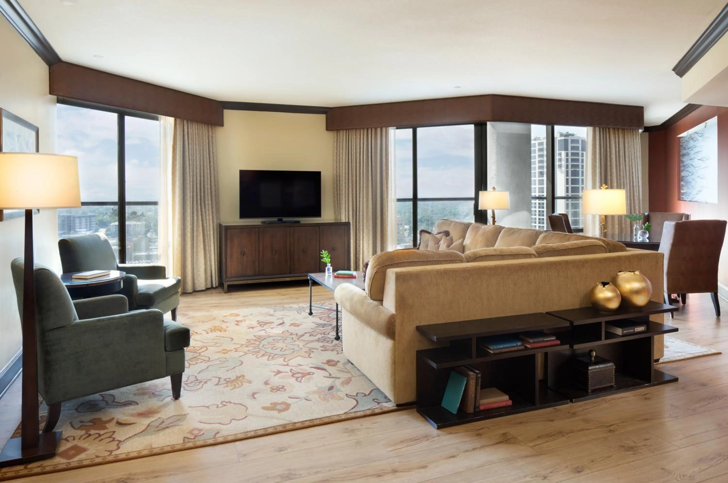 Photo of the whole room in Omni Austin Hotel Downtown