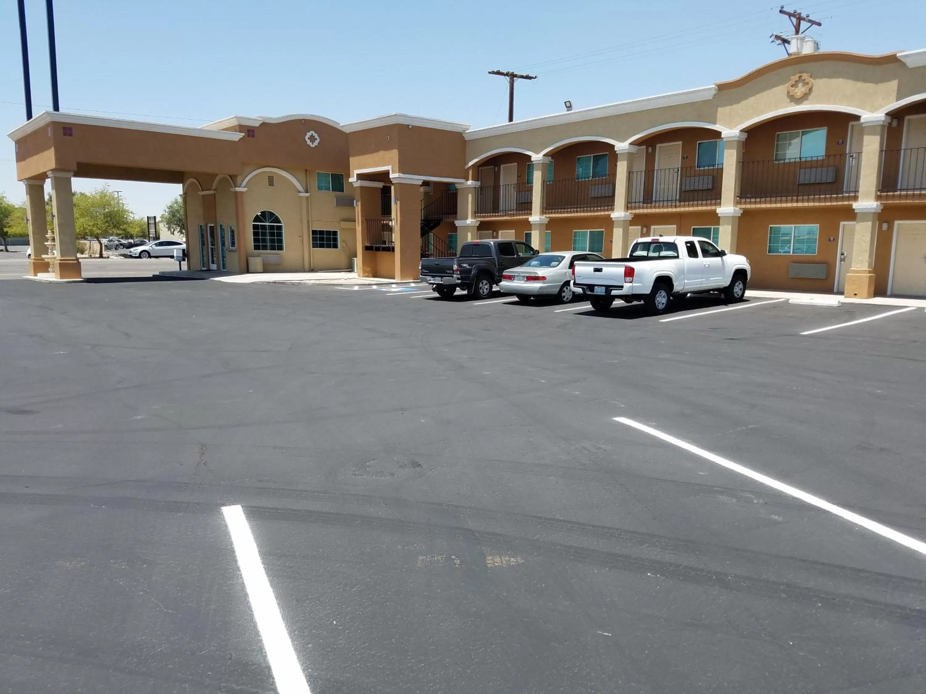 Property building in Days Inn by Wyndham El Centro