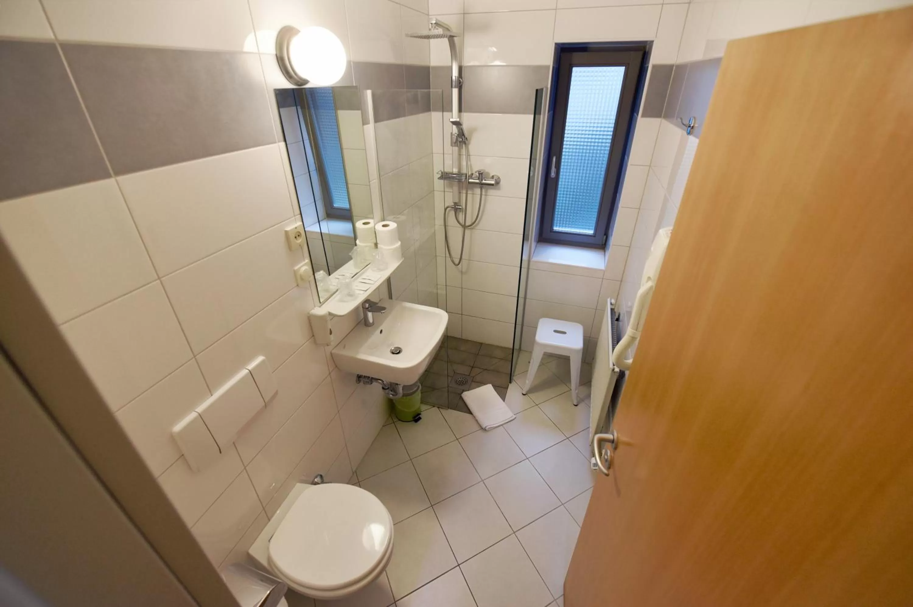 Bathroom in Hotel Korotan