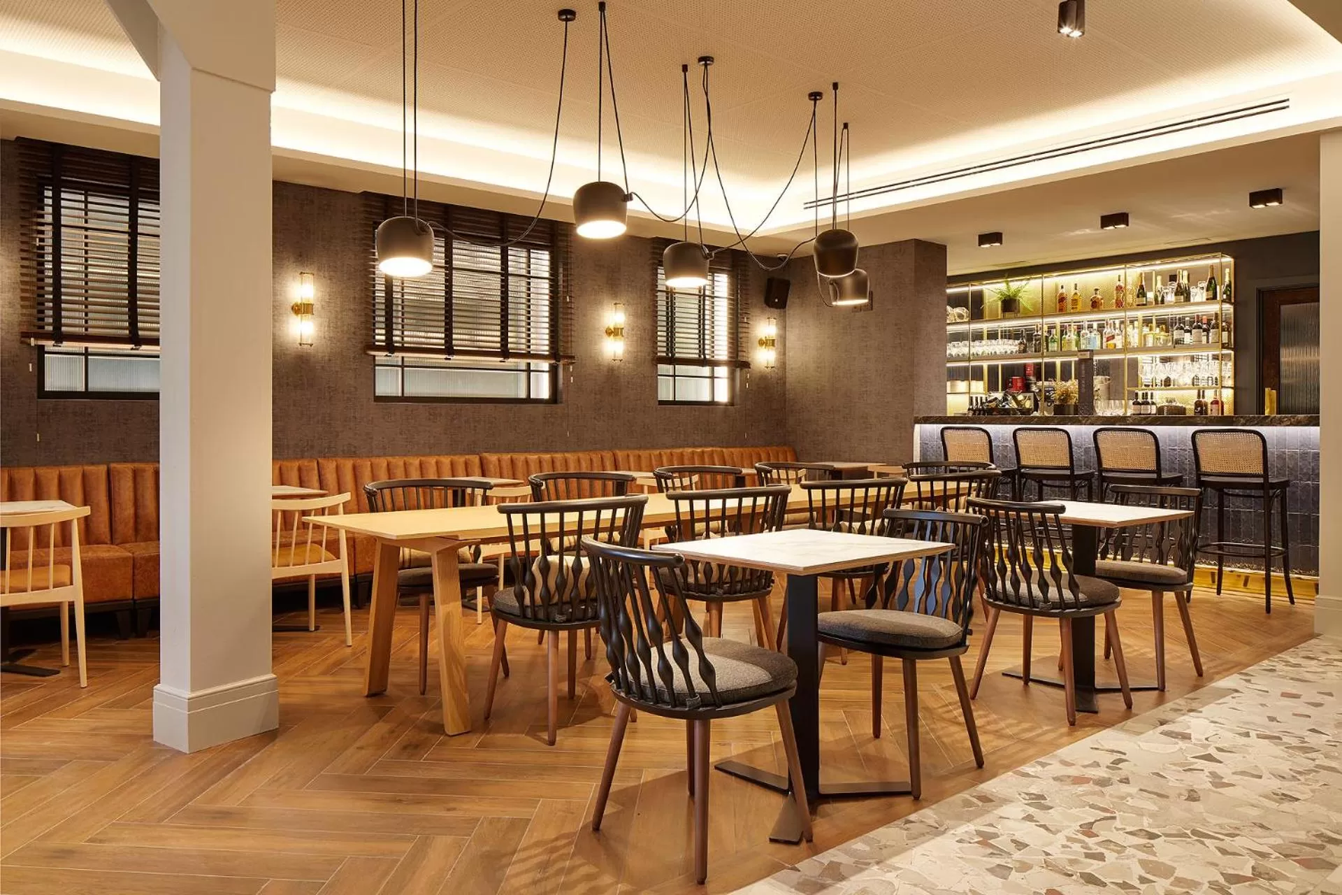 Restaurant/places to eat in Hotel SANSEbay