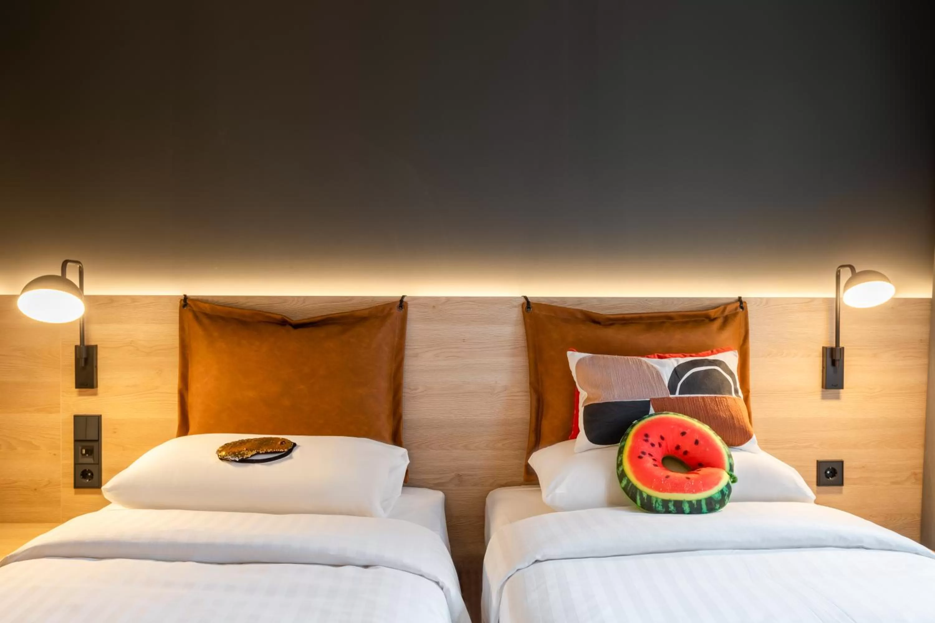 Bed in Moxy Dresden Neustadt