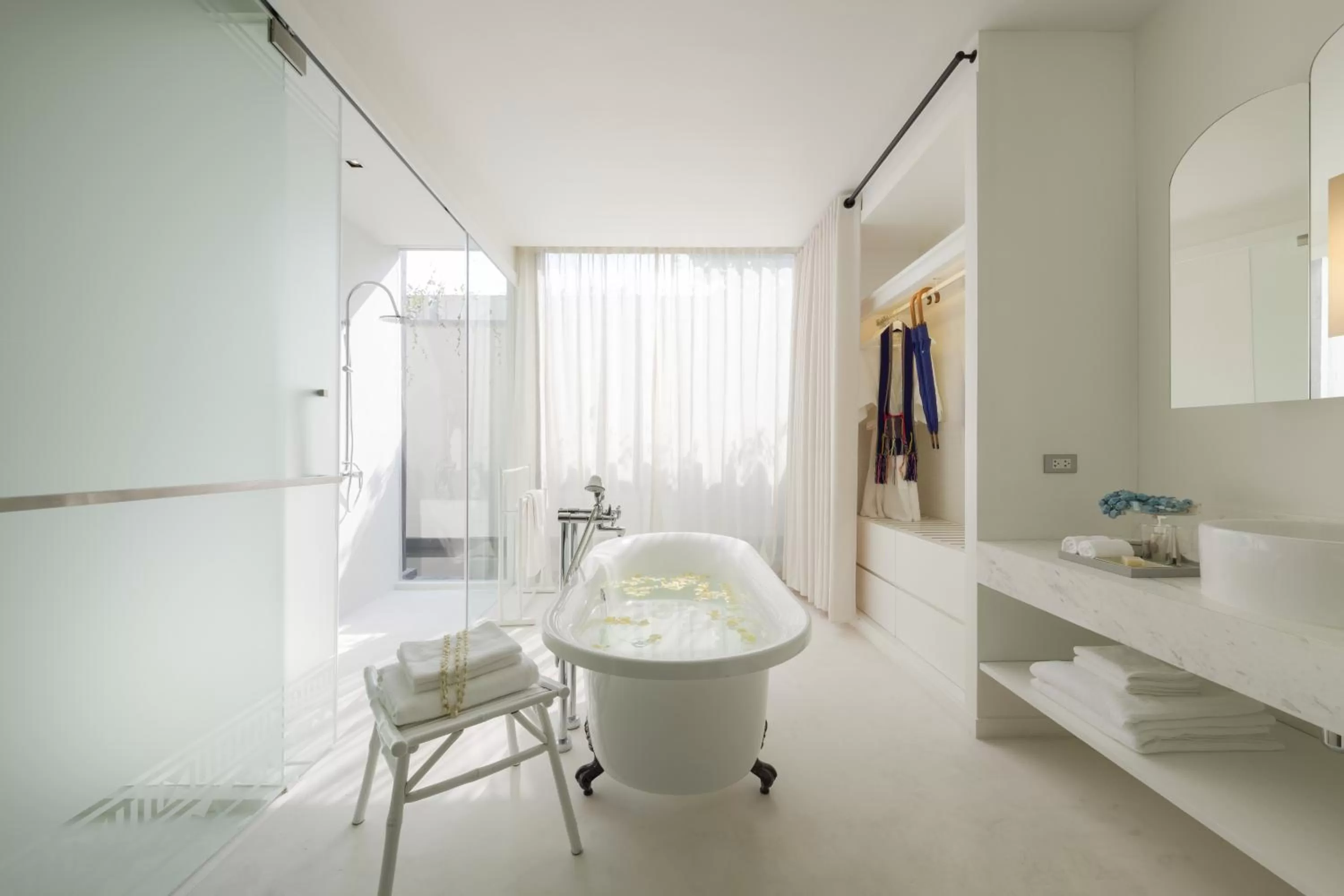 Bathroom in Sala Lanna Chiang Mai