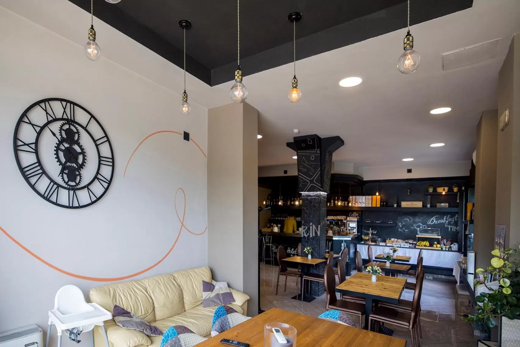 Seating area in Piccolo Hotel Allamano