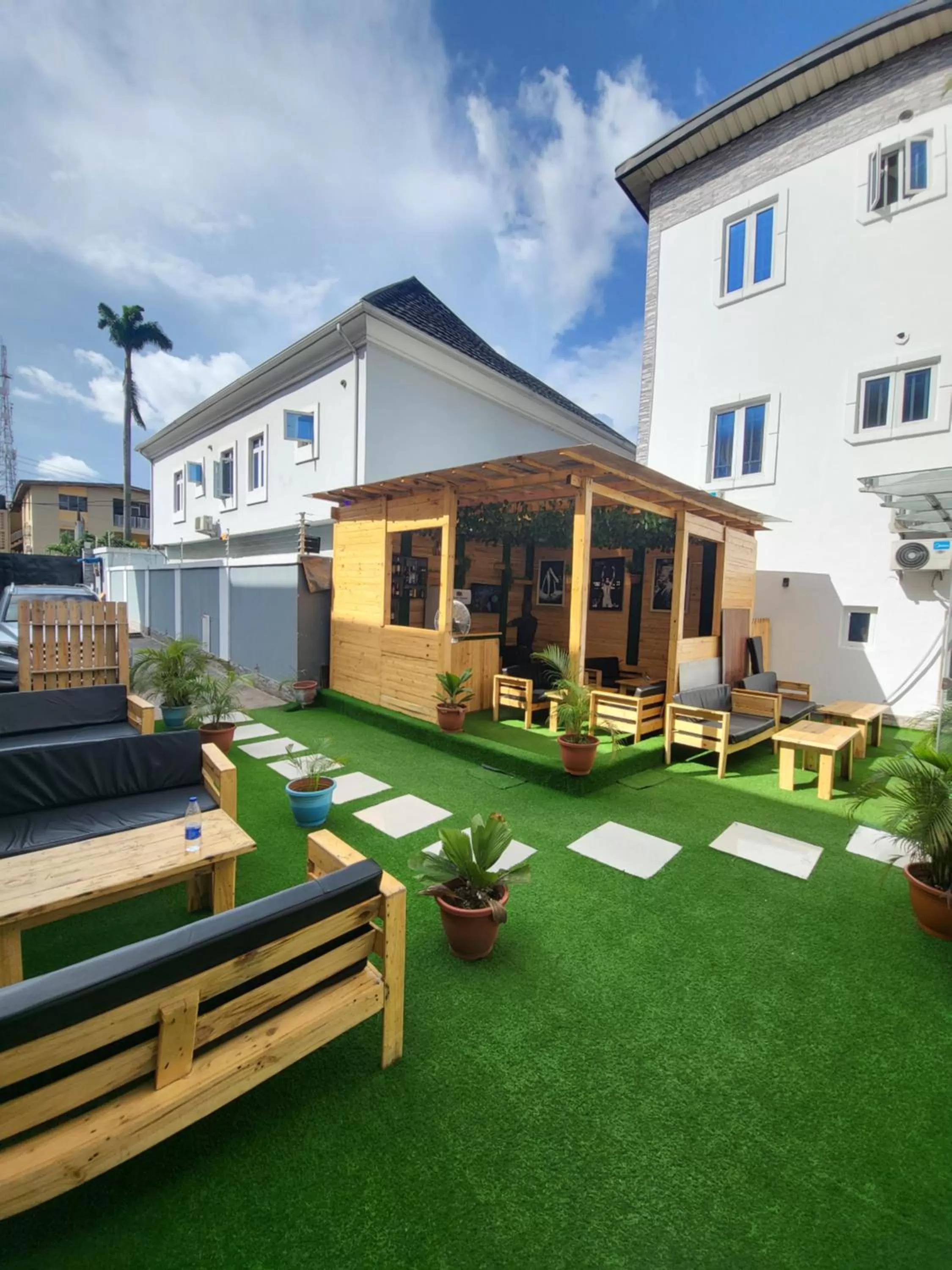 Garden in Palazzo Apartments