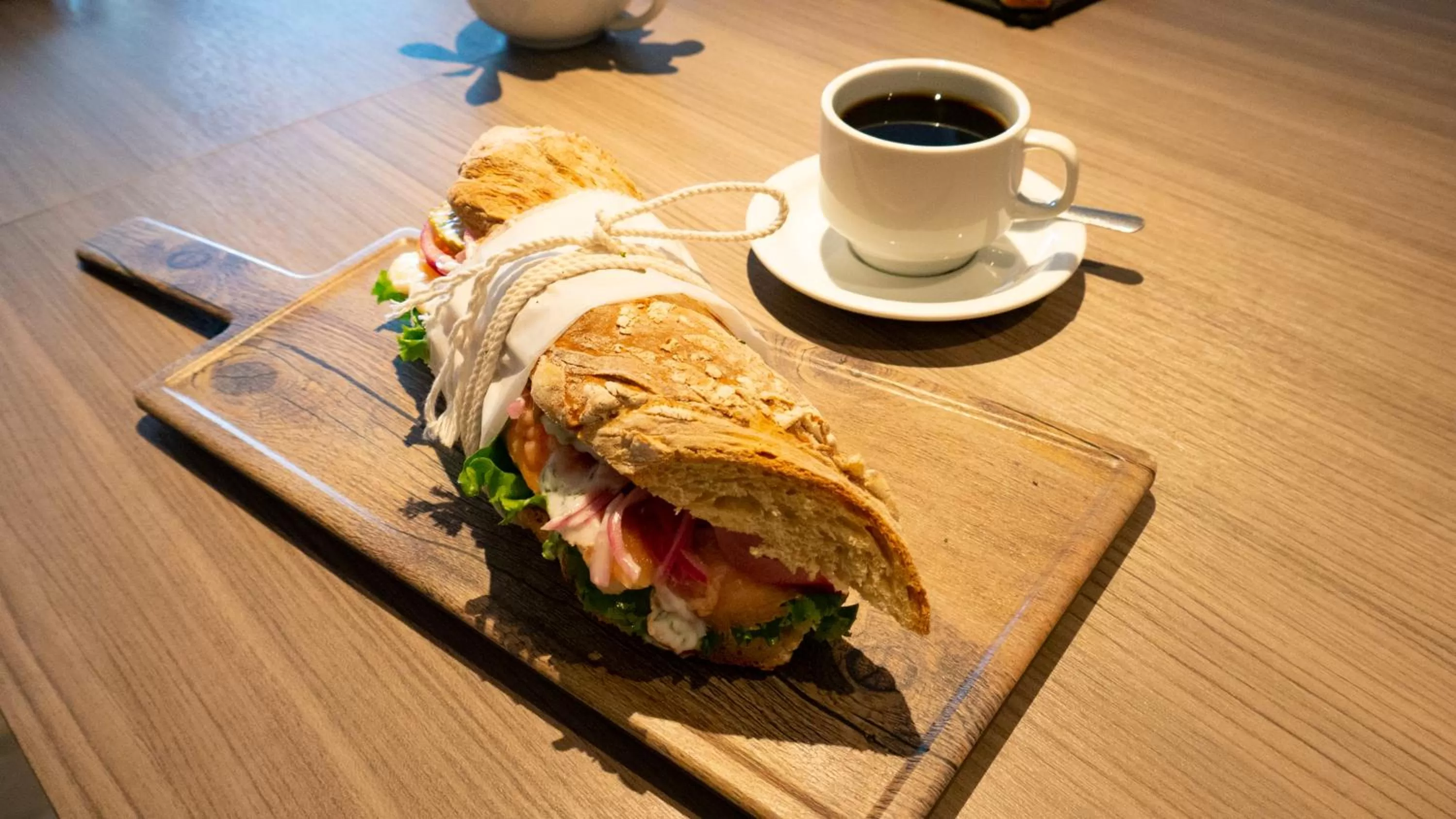 Restaurant/places to eat in Crowne Plaza Managua by IHG