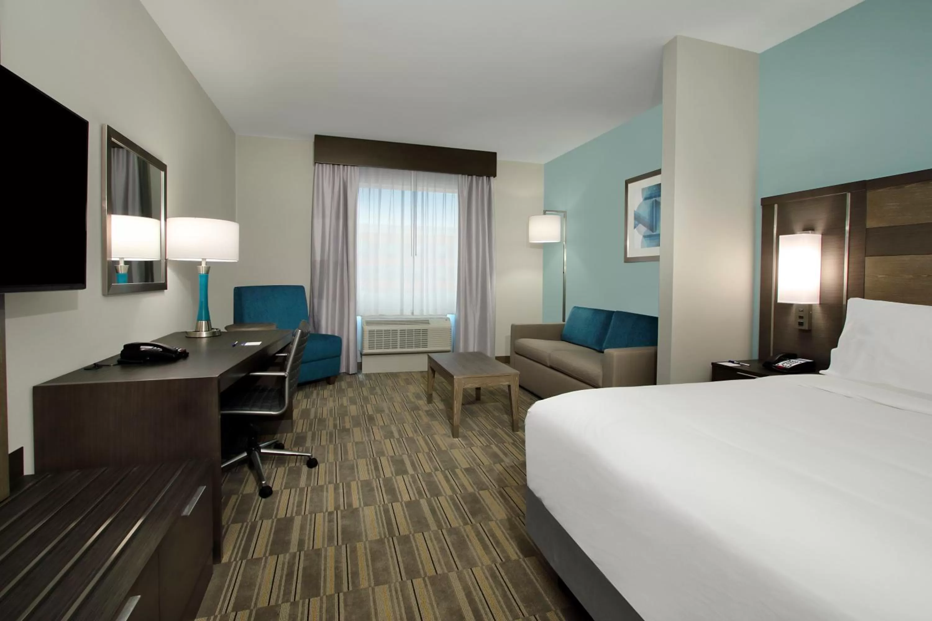 King Suite - Non-Smoking in Holiday Inn Express & Suites - Lake Charles South Casino Area, an IHG Hotel