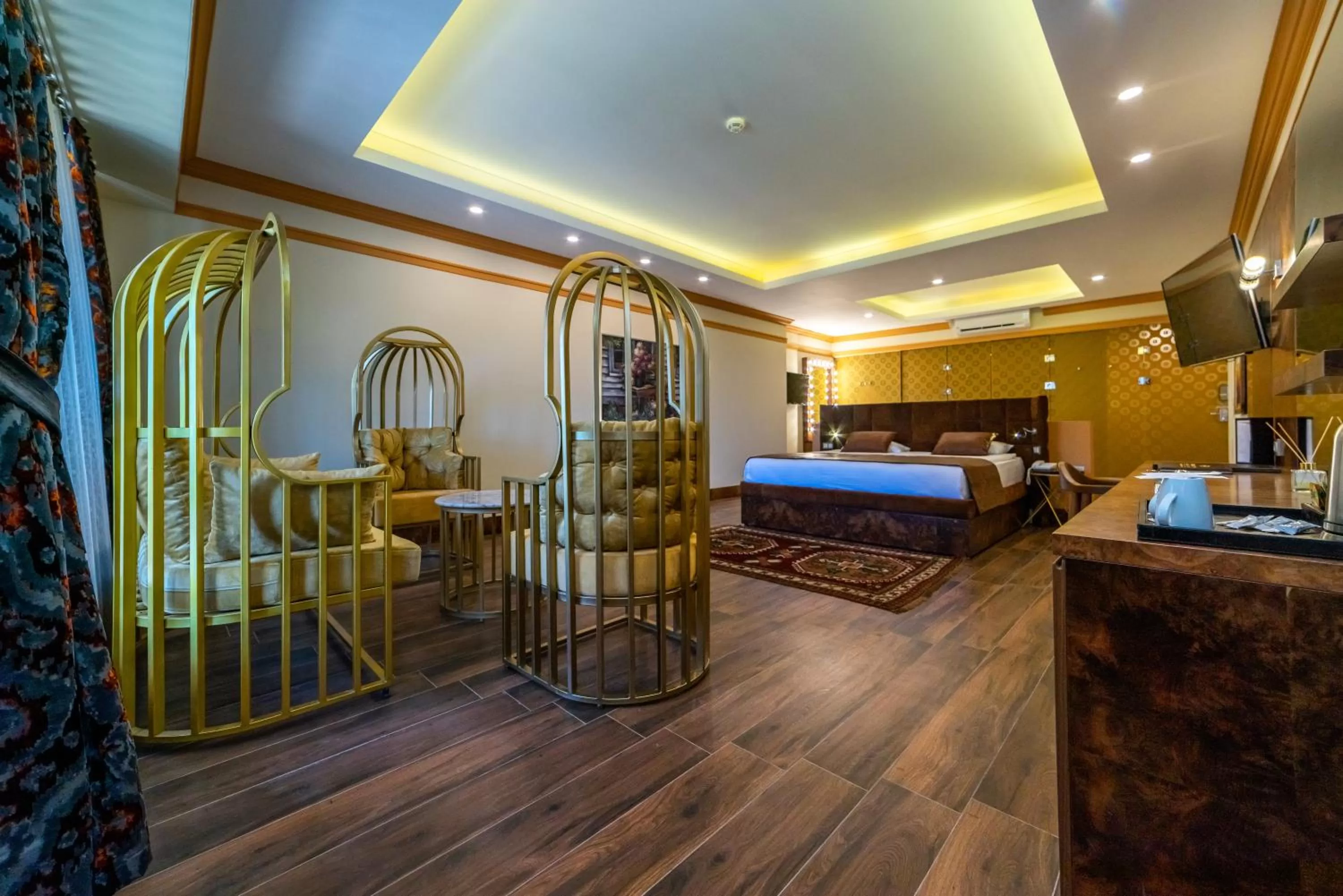Seating area, Bed in Kamelya Selin Hotel Luxury Resort & SPA
