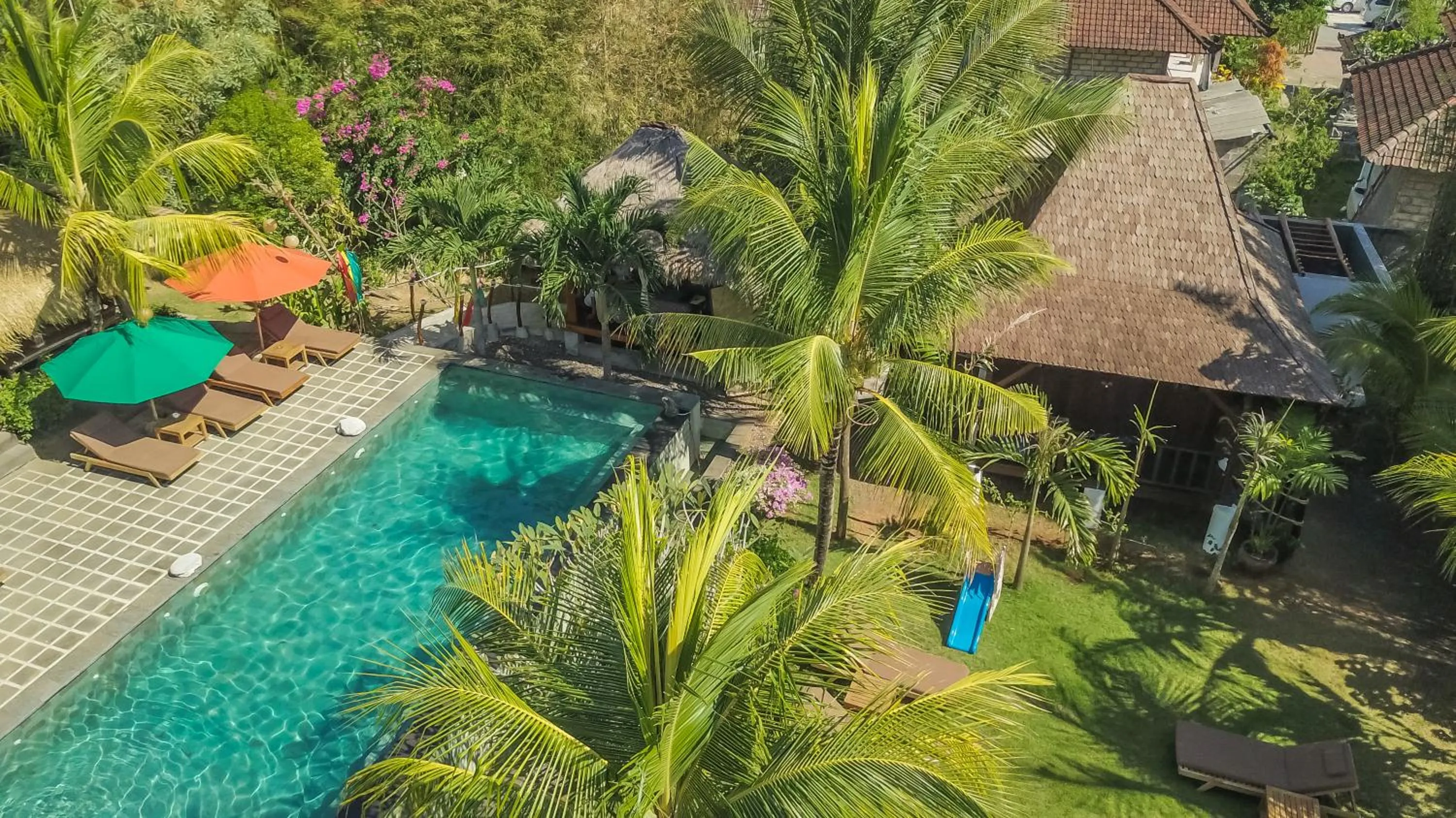 Flower Bud Bungalow Balangan