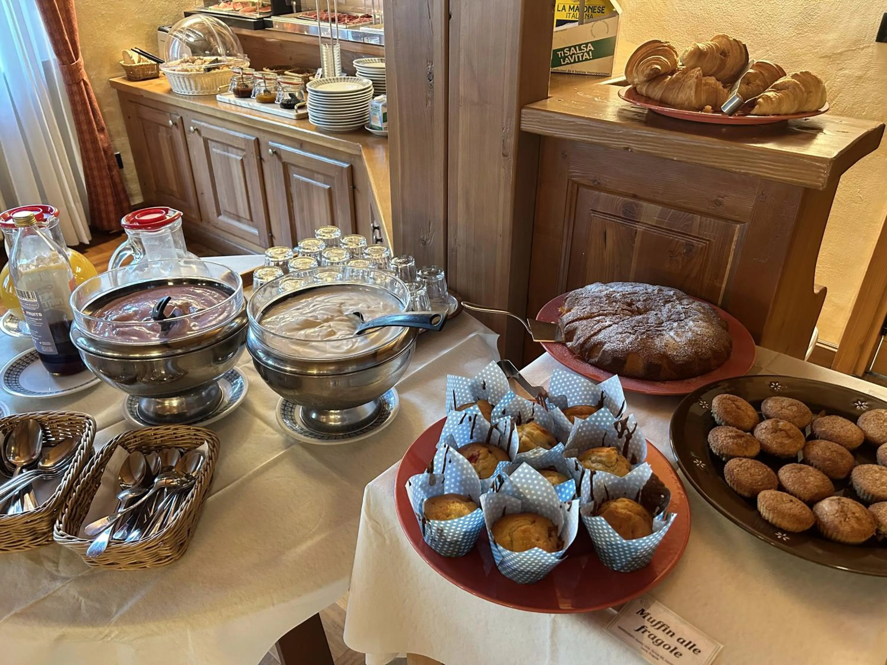 Breakfast in Hotel Croux