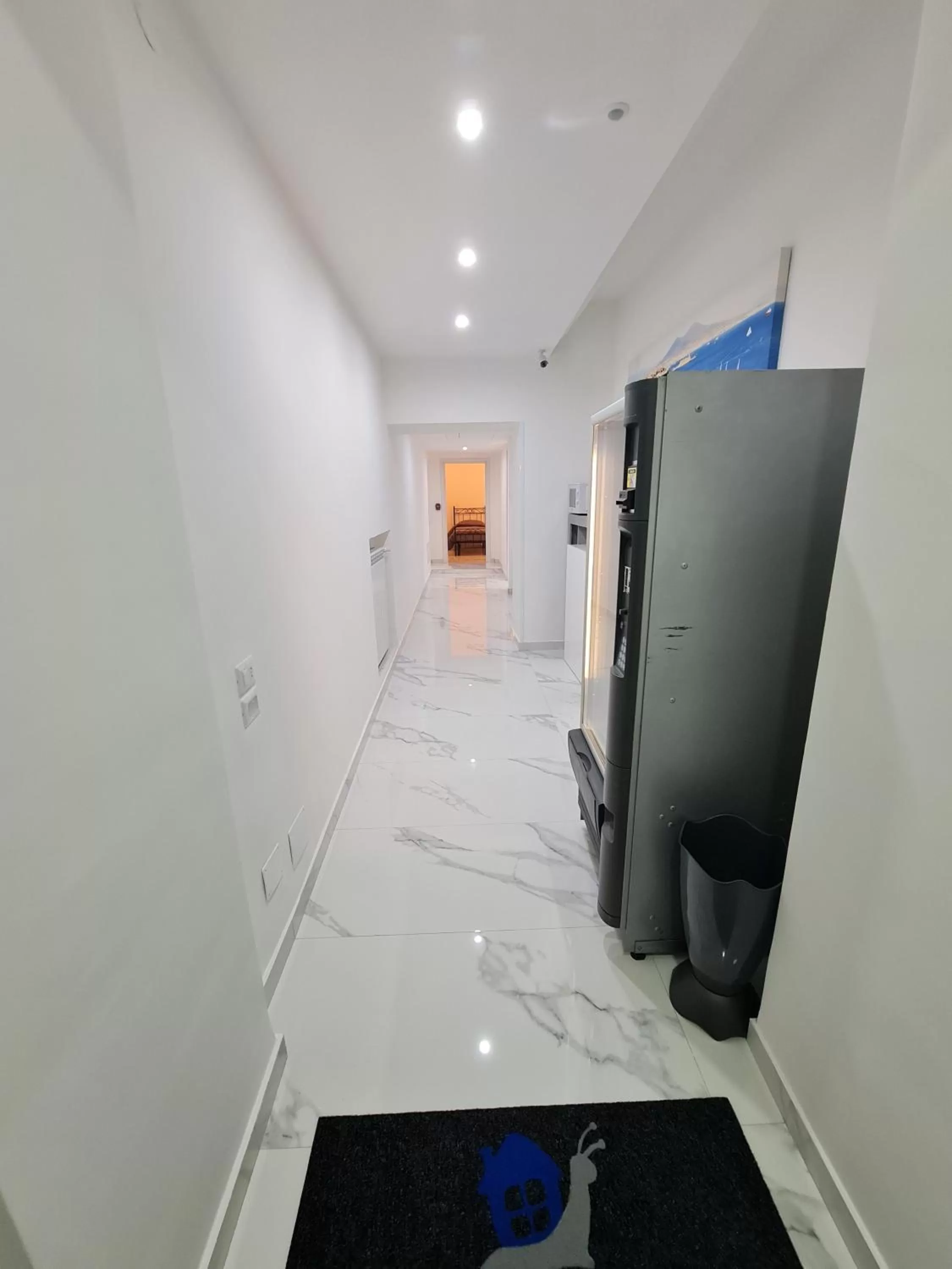 vending machine, TV/Entertainment Center in Lumacors House