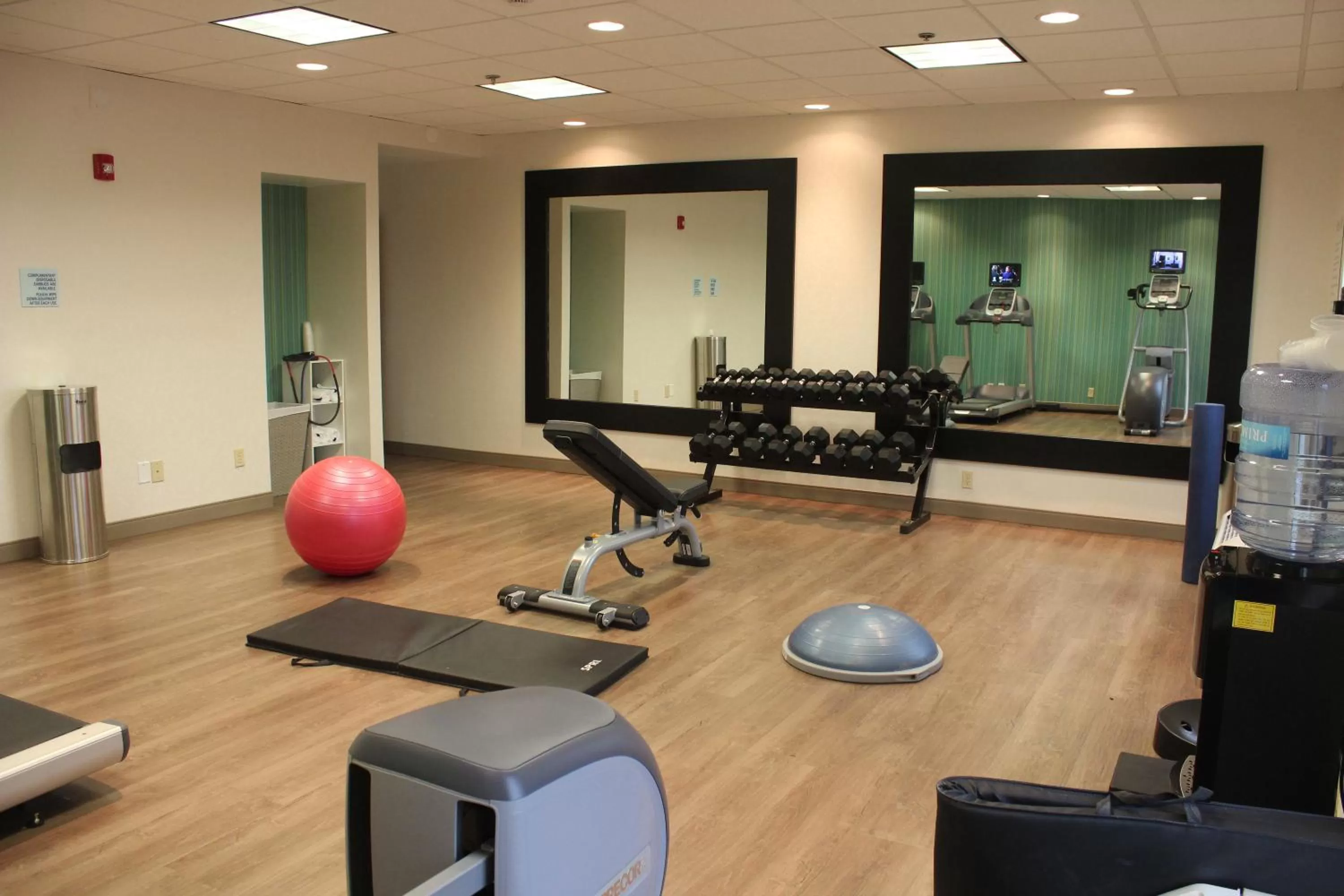 Spa and wellness centre/facilities in Holiday Inn Express Wilmington by IHG