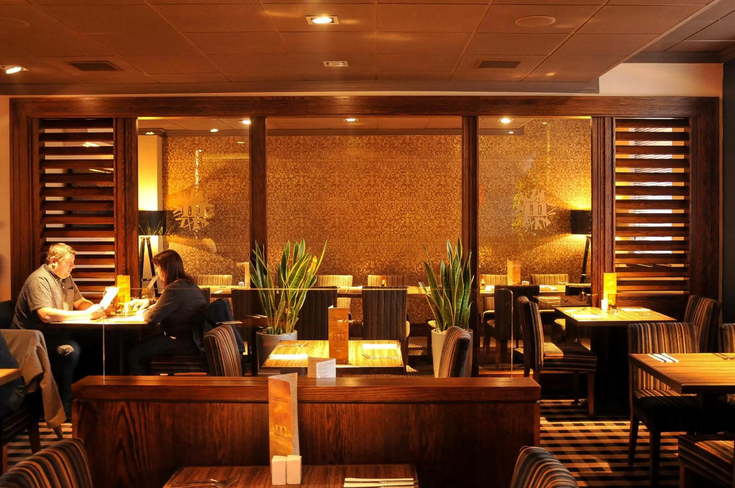 Restaurant/places to eat in Mondo Hotel