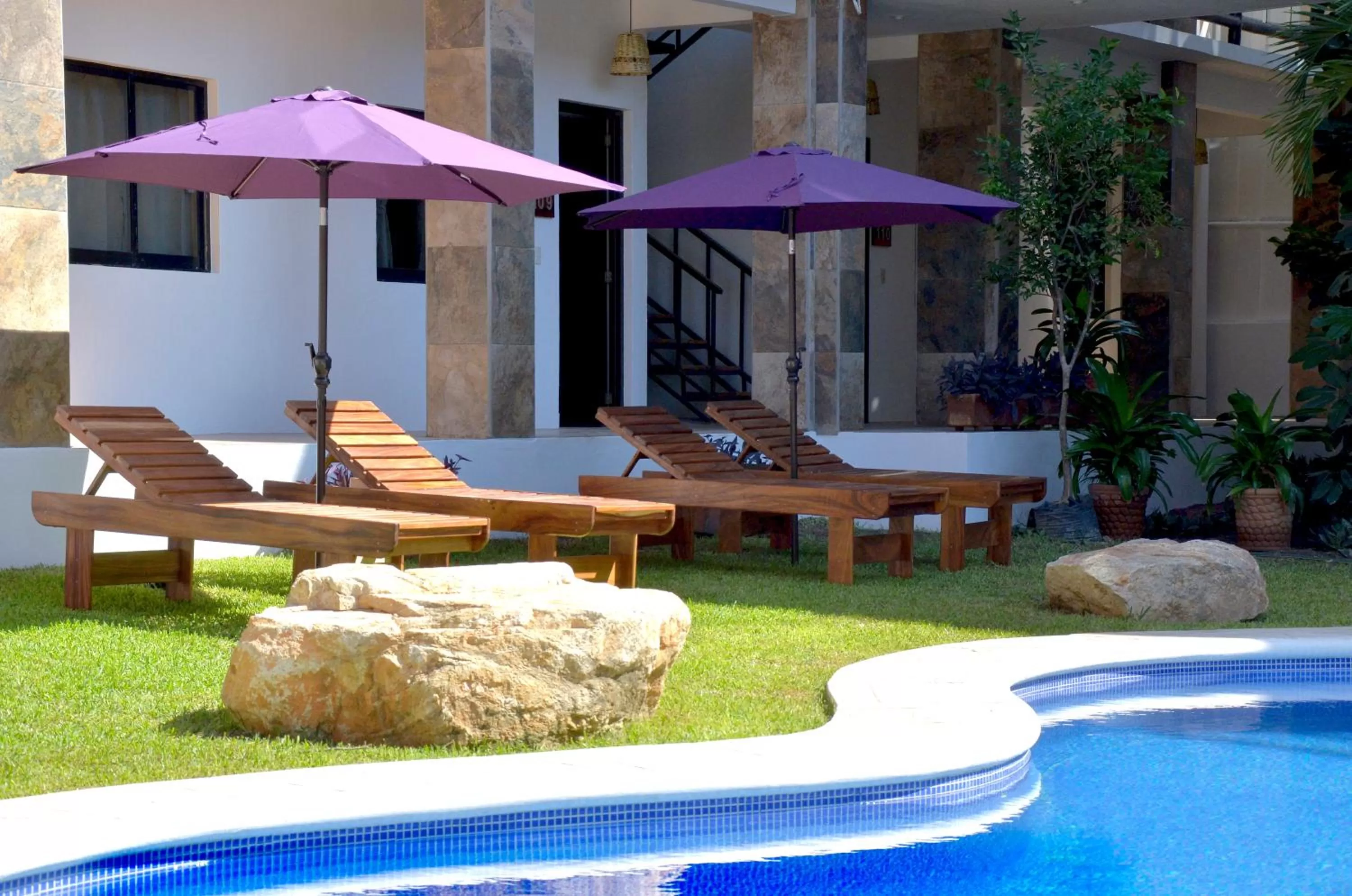 Swimming pool in Hotel Rockaway