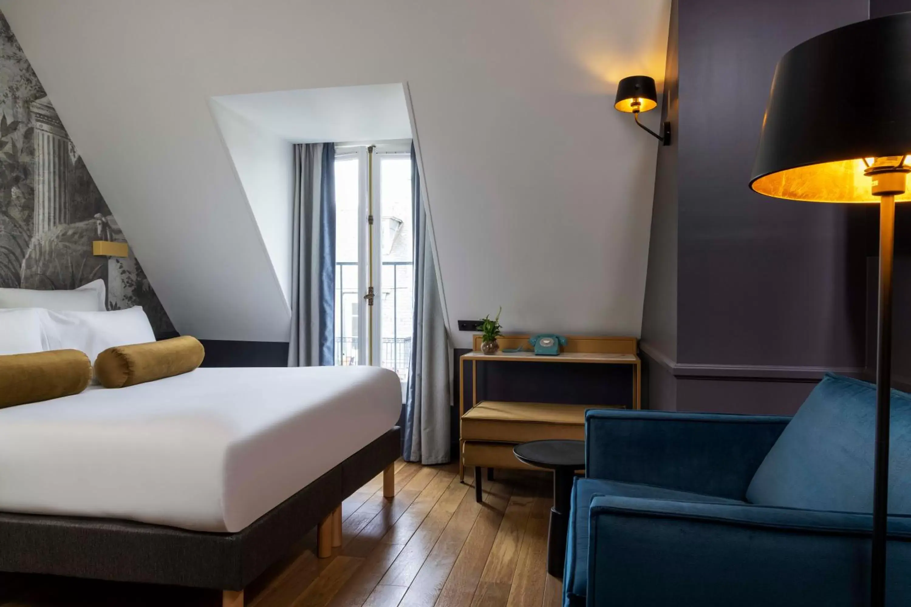 Superior Double Room in Les Jardins Du Luxembourg Superior Double Room in Les Jardins Du Luxembourg