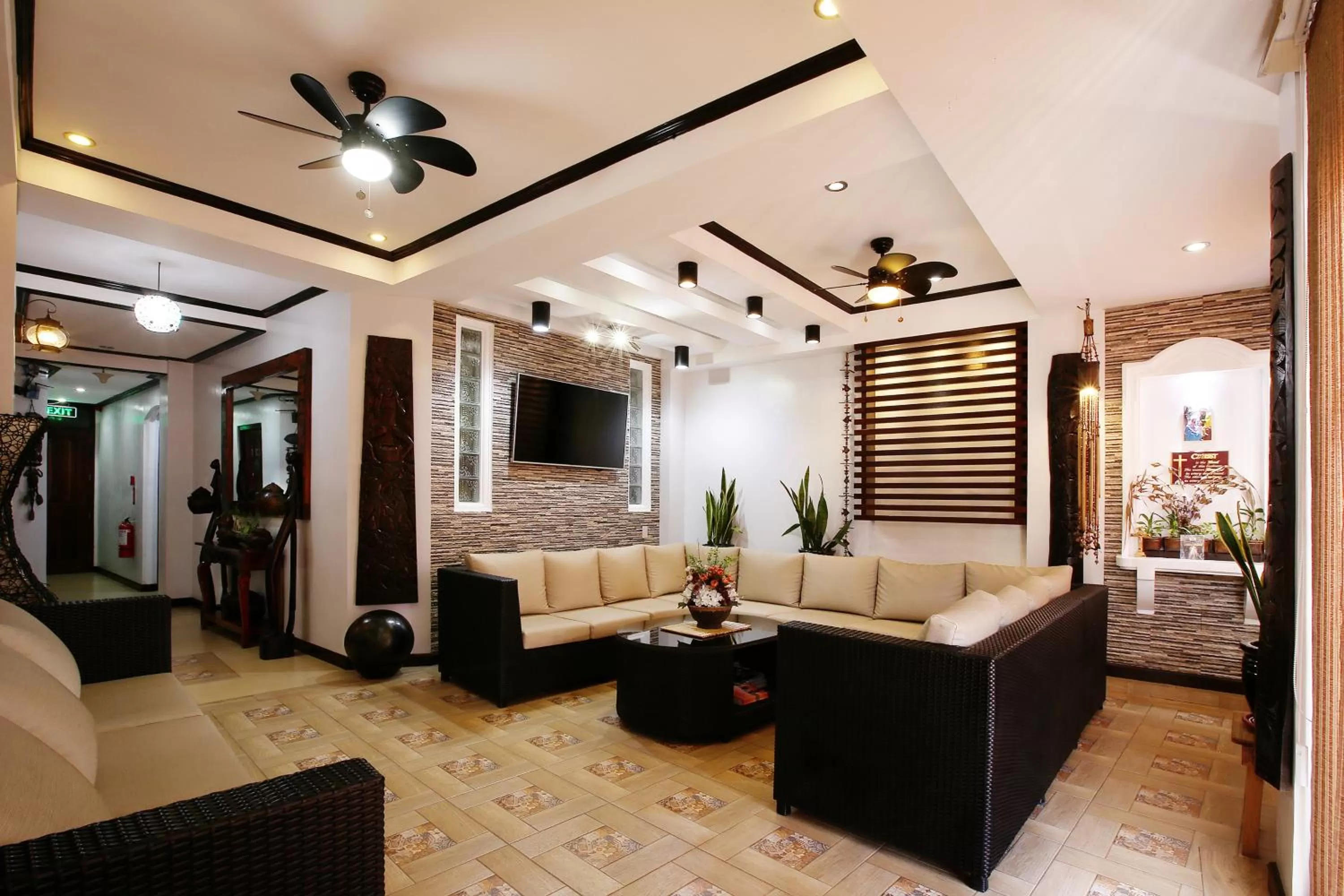 Living room in Coron Bancuang Mansion