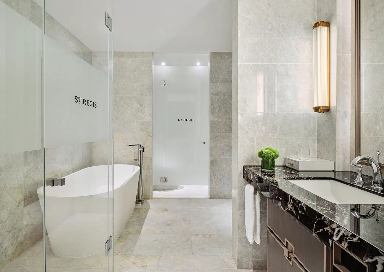 Shower in The St Regis Shanghai Jingan