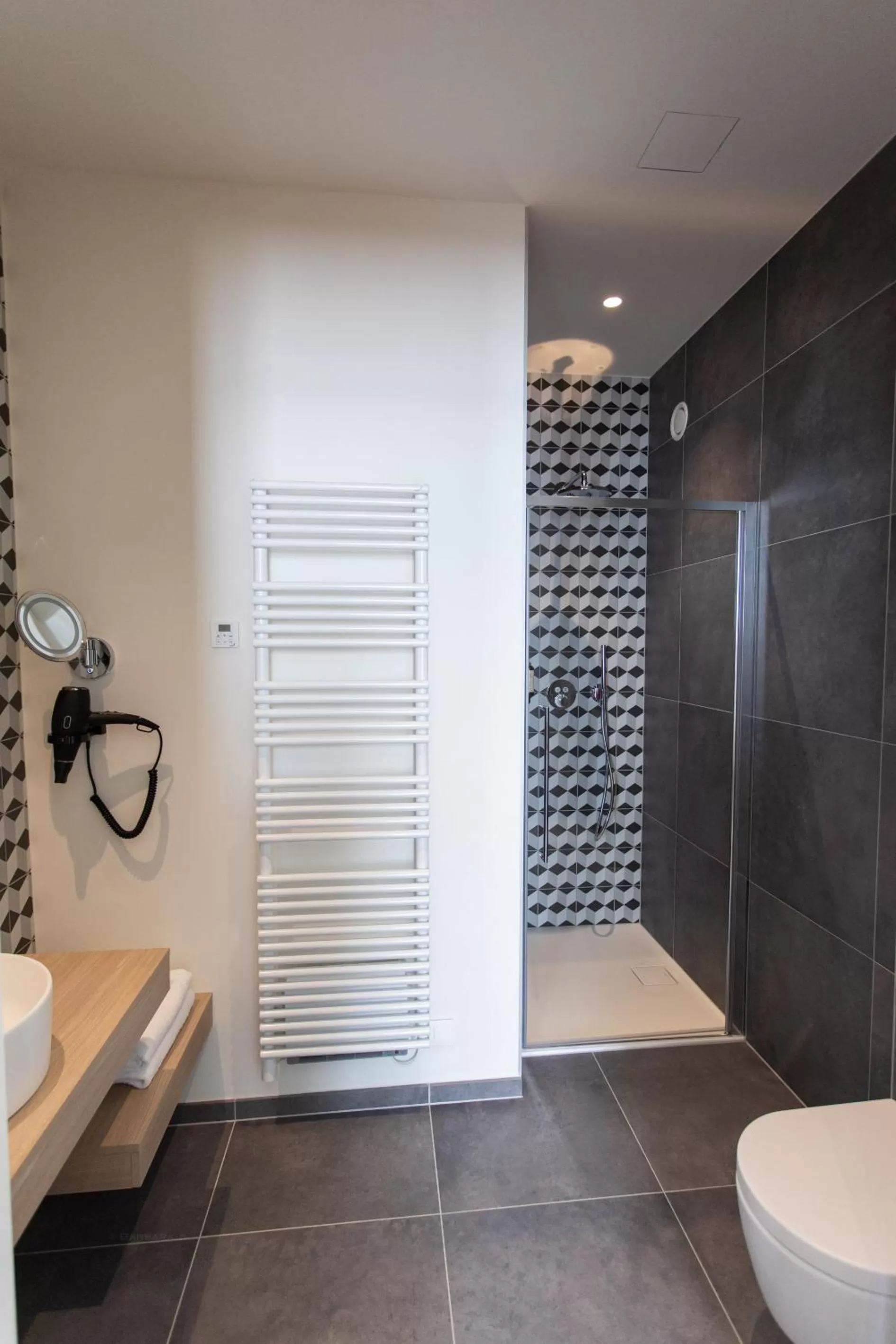 Bathroom in Petit-Roannay