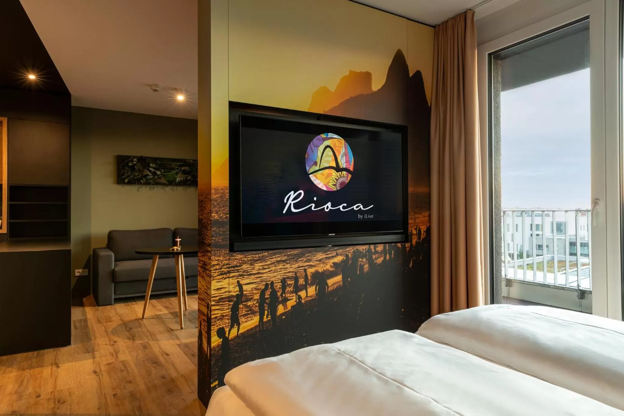 Photo of the whole room, Bed in Rioca Munich Posto 3