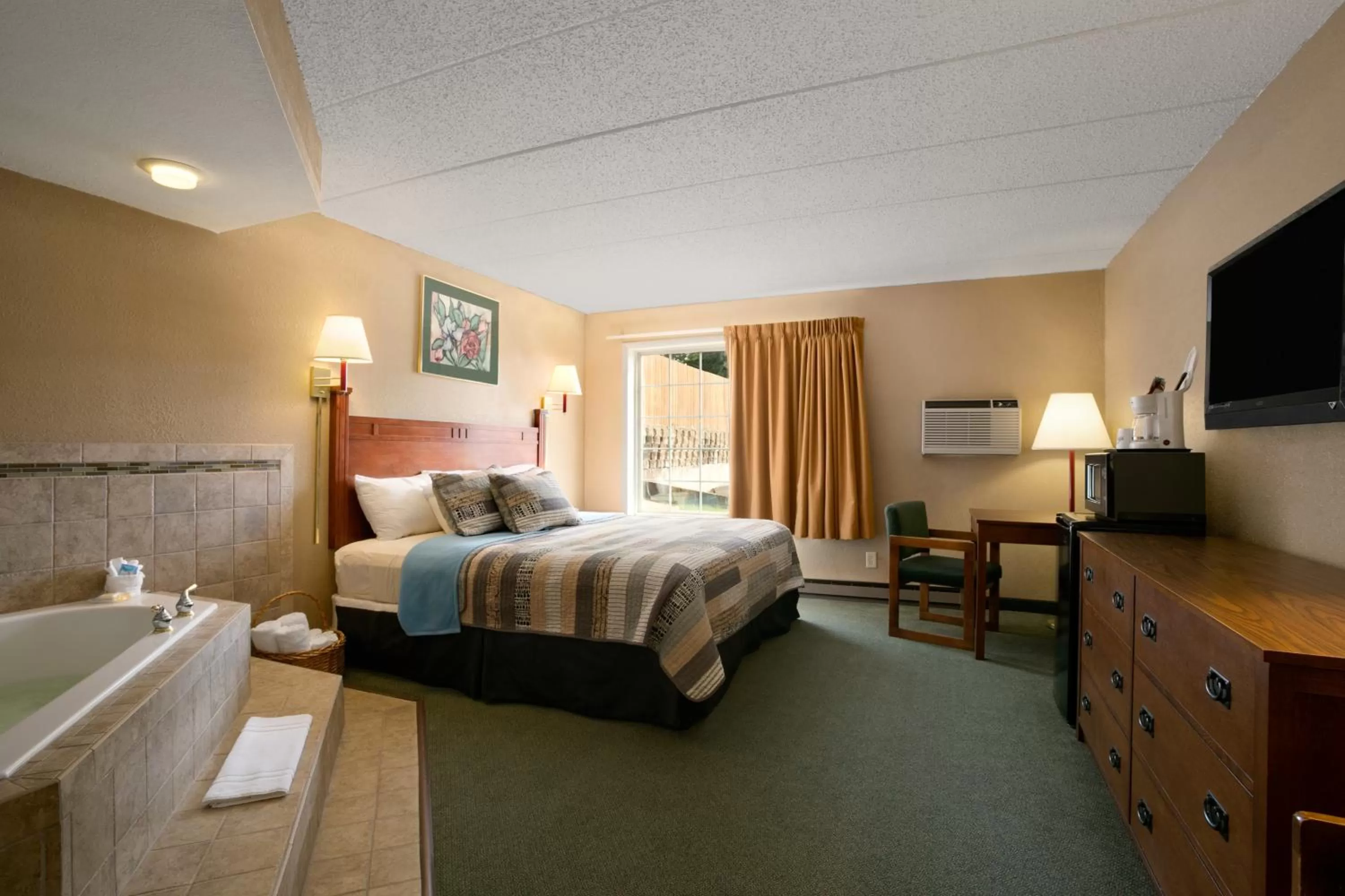 King Studio Suite - Non-Smoking in Days Inn by Wyndham Pierre
