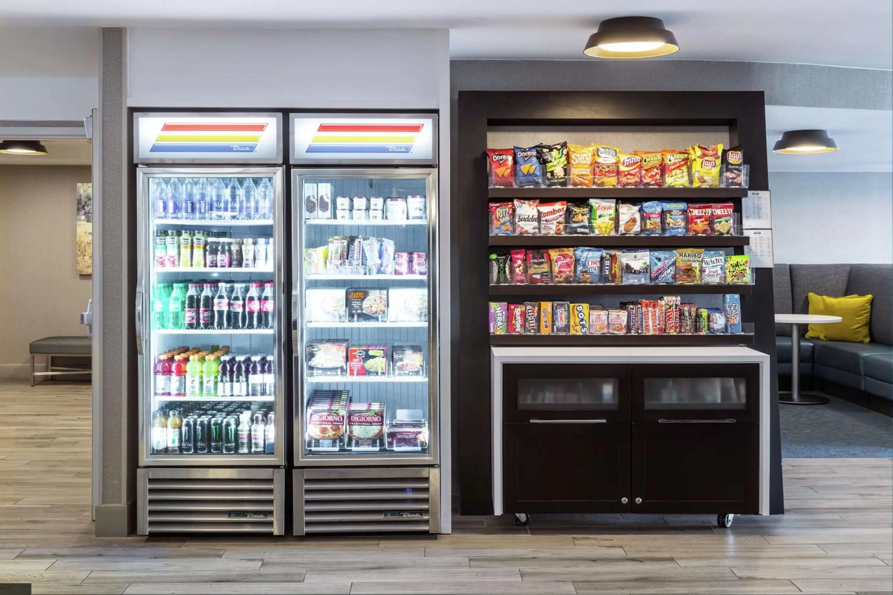 Restaurant/places to eat in Hampton Inn Los Angeles Santa Clarita