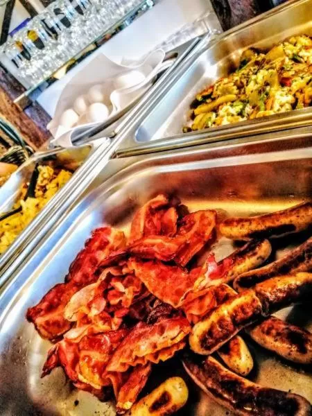 Buffet breakfast in Burg Wassenberg