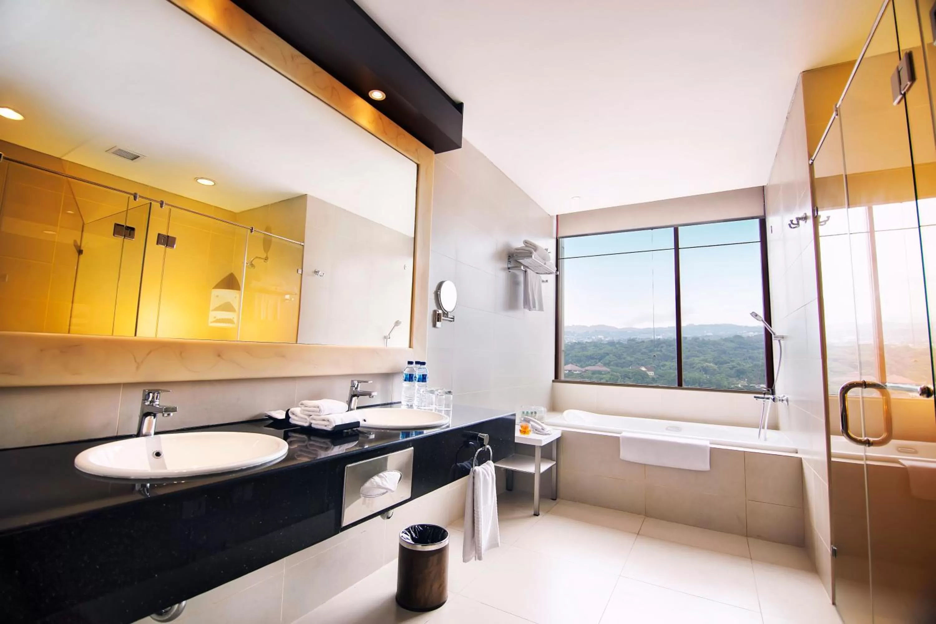 Bathroom in PRIME PARK Hotel Bandung