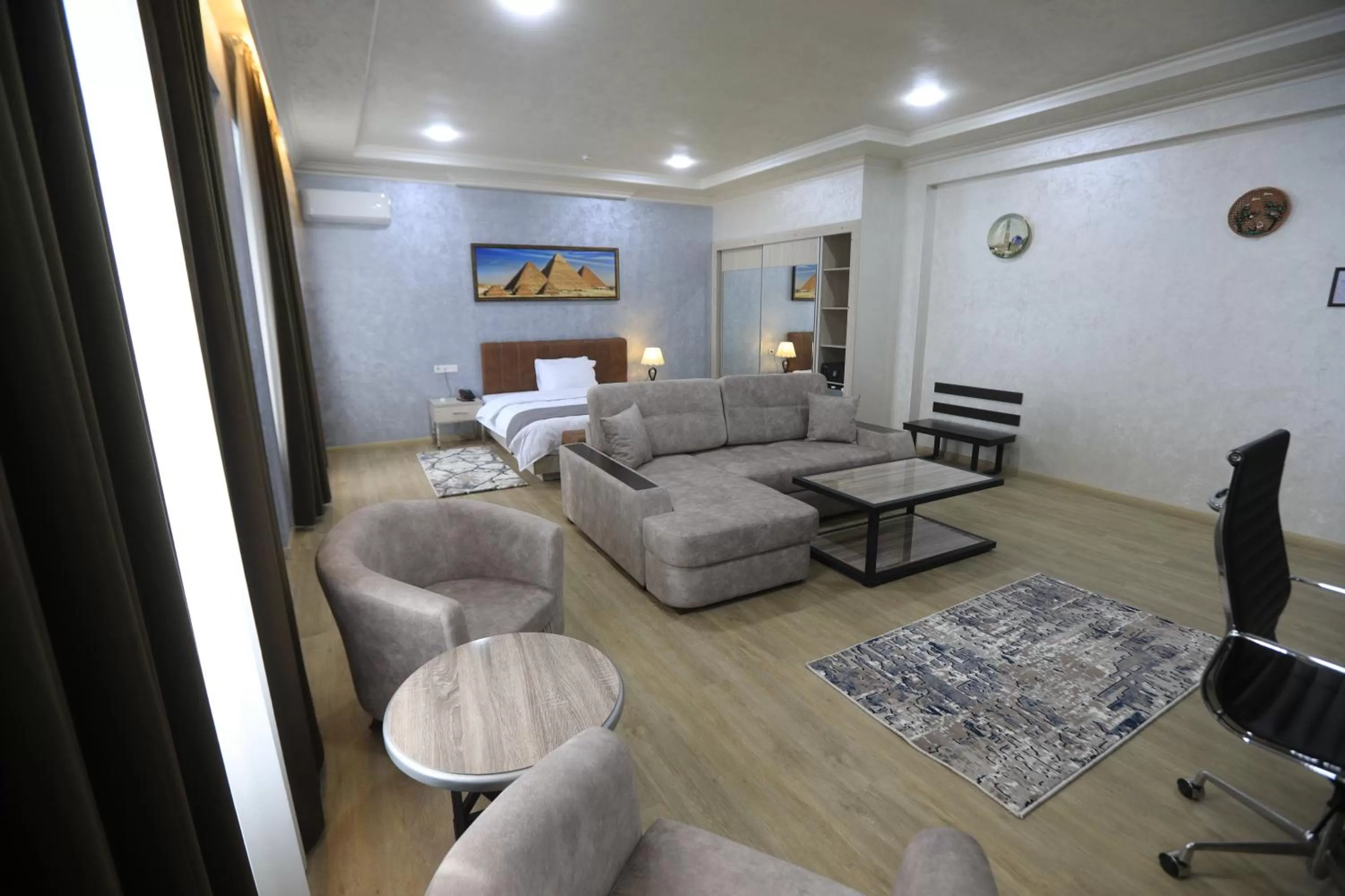 Seating area in CHlNOR HOTEL