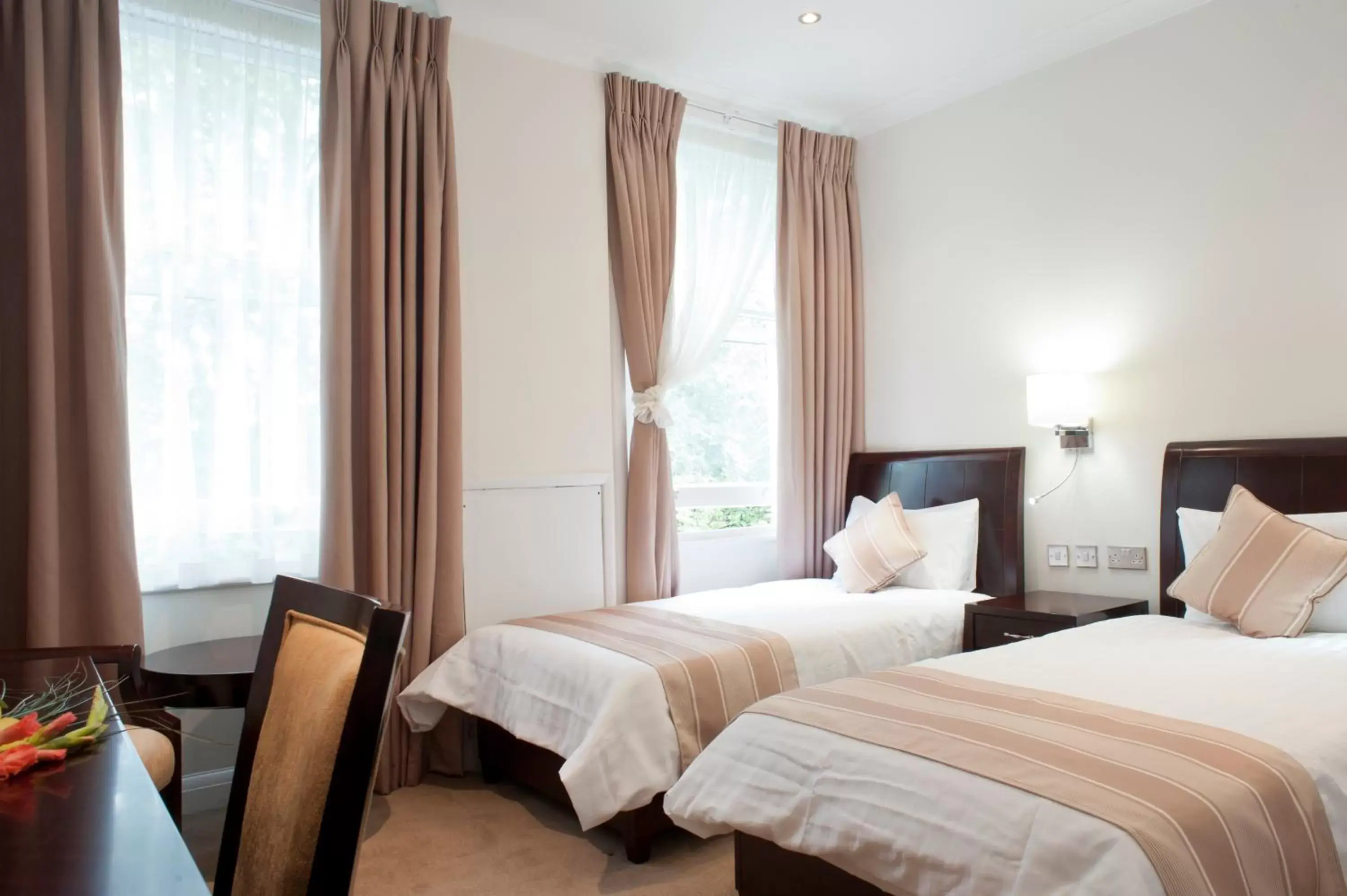 Twin Room in The Villa Kensington Twin Room in The Villa Kensington