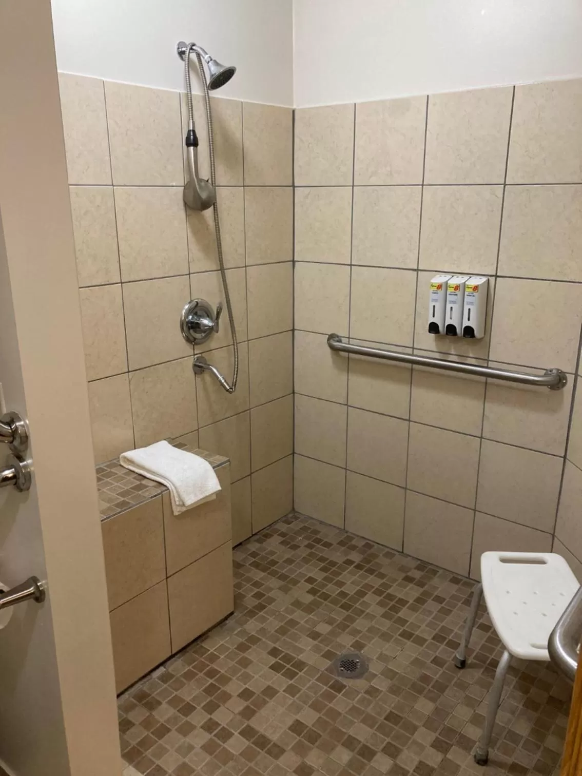 Super 8 by Wyndham Chisago City