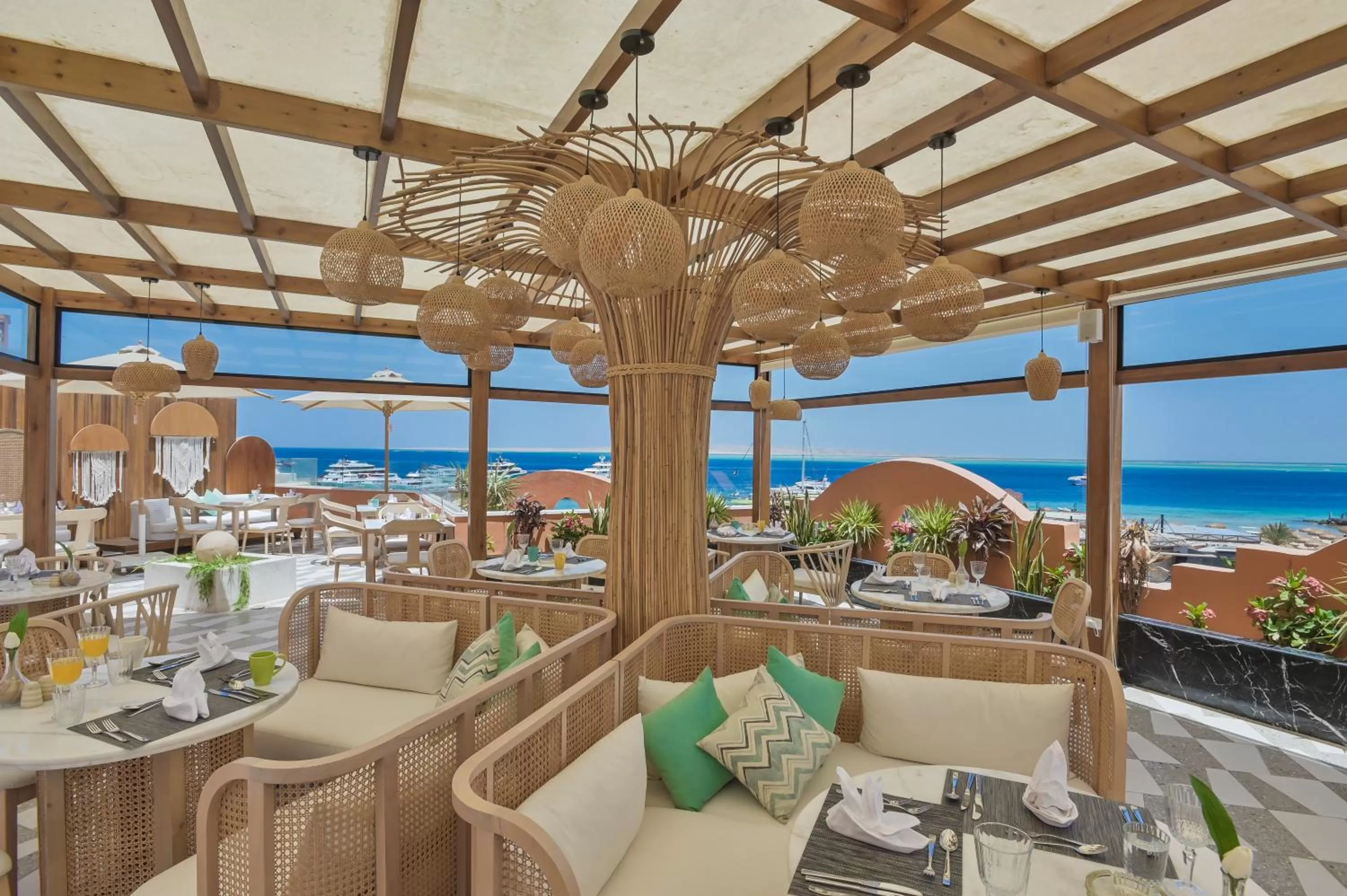 Restaurant/places to eat in AJIRA Bay Hotel Hurghada Marina