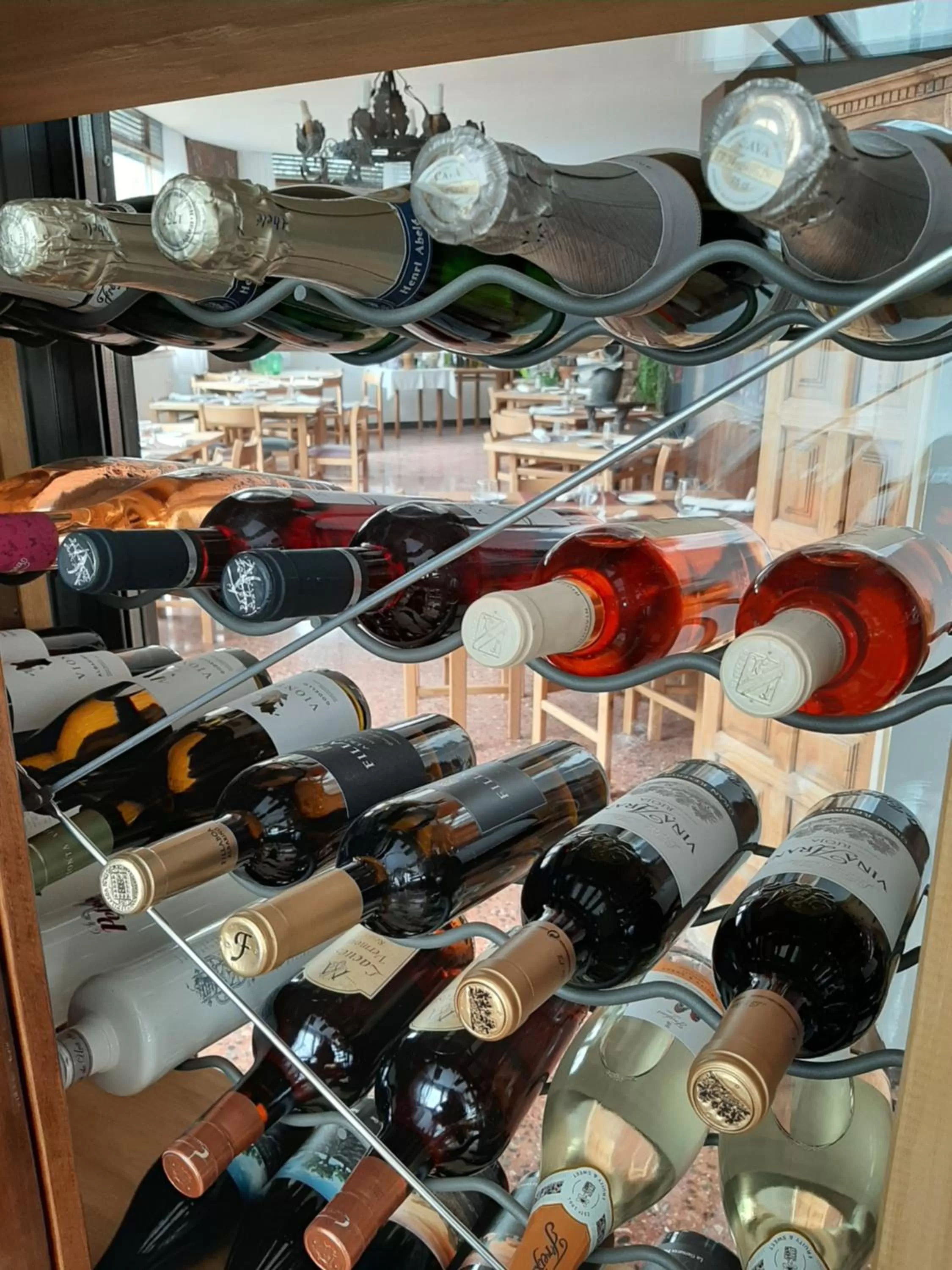 Restaurant/places to eat in Portal De La Rioja