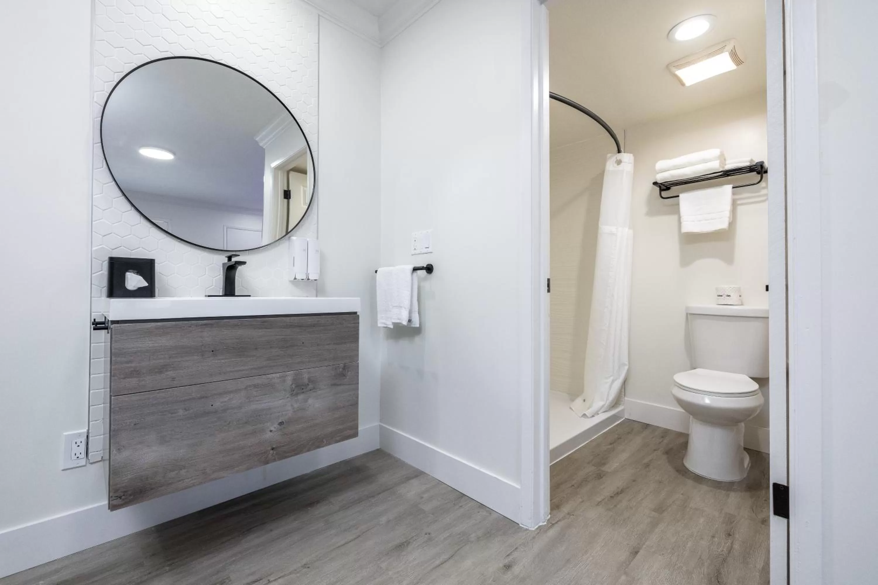 Bathroom in WAFER 450 Hotel