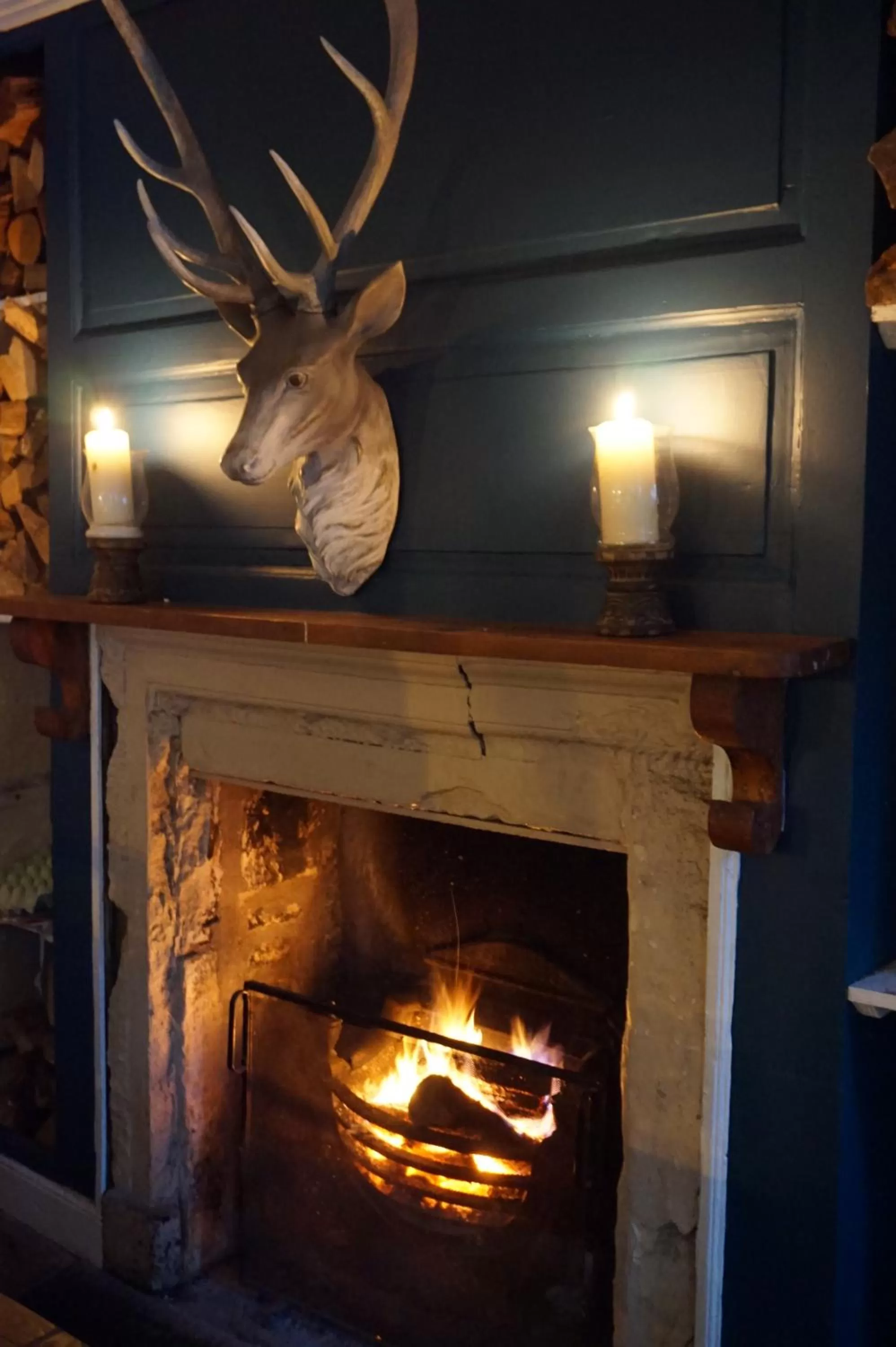 Restaurant/places to eat in The Barge Inn