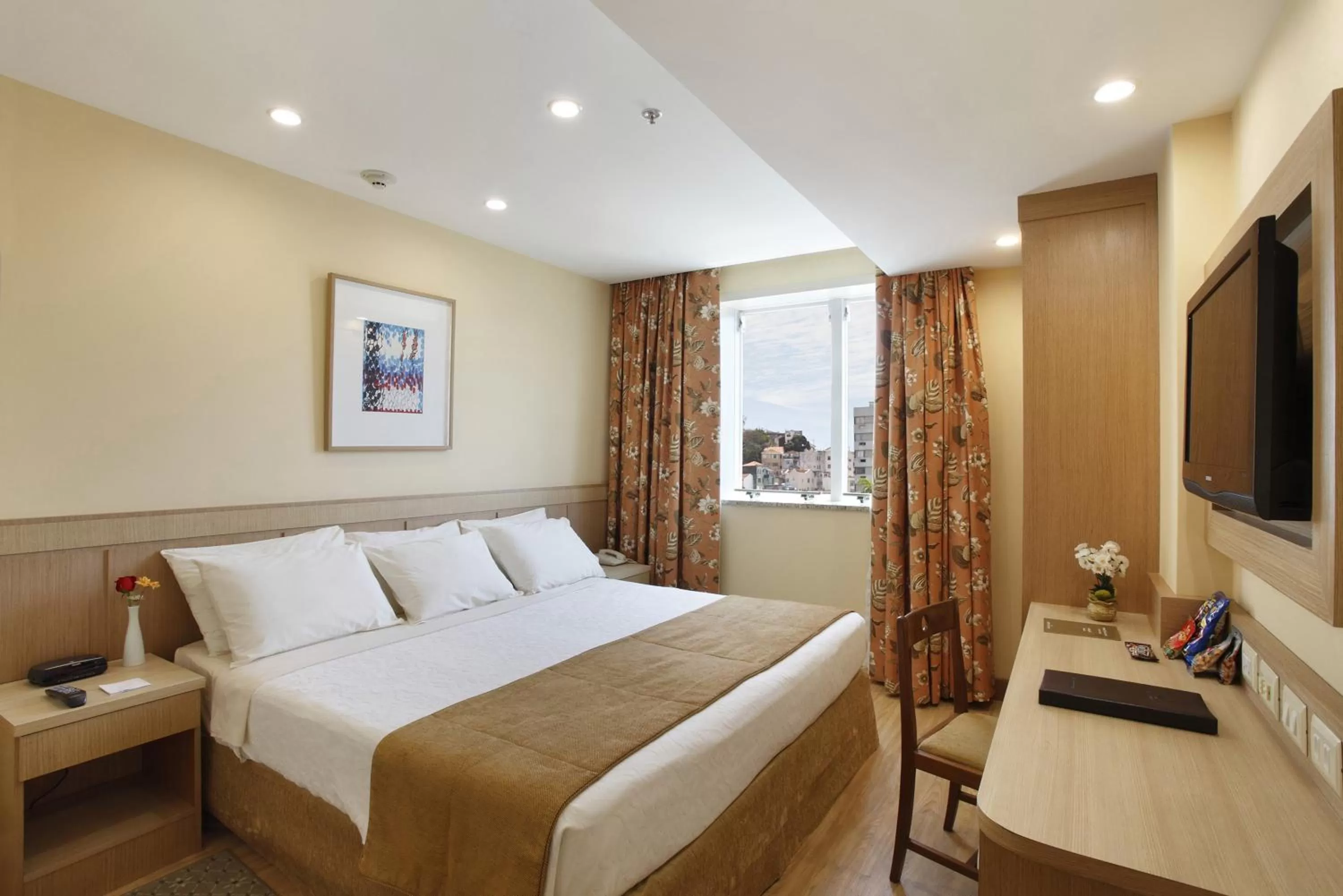 Bed in Windsor Florida Hotel