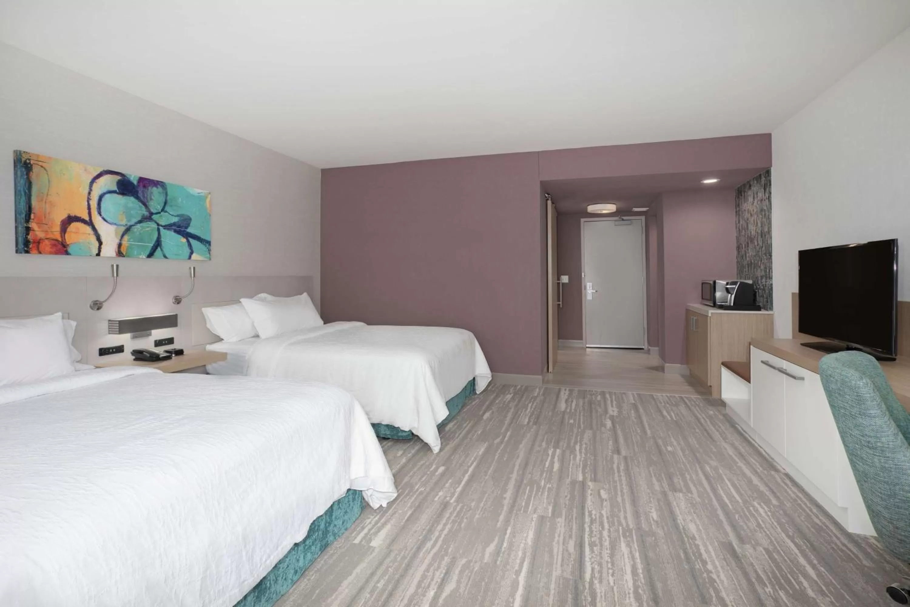 Bedroom, Bed in Hilton Garden Inn Omaha Aksarben Village